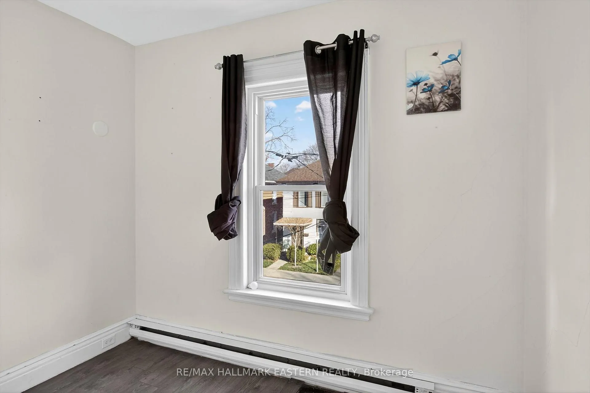 Photo 23 of 271 Thomas Street, Peterborough, Town Ward 3 — HOMEH
