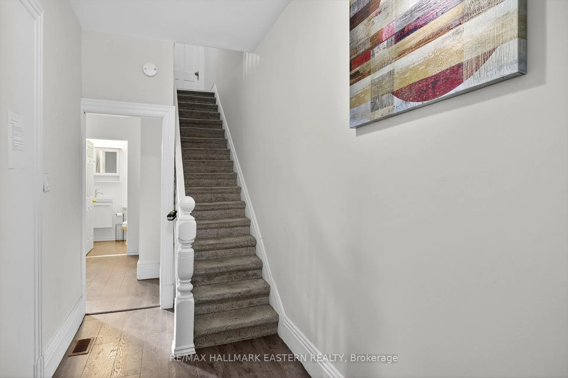 Photo 24 of 271 Thomas Street, Peterborough, Town Ward 3 — HOMEH