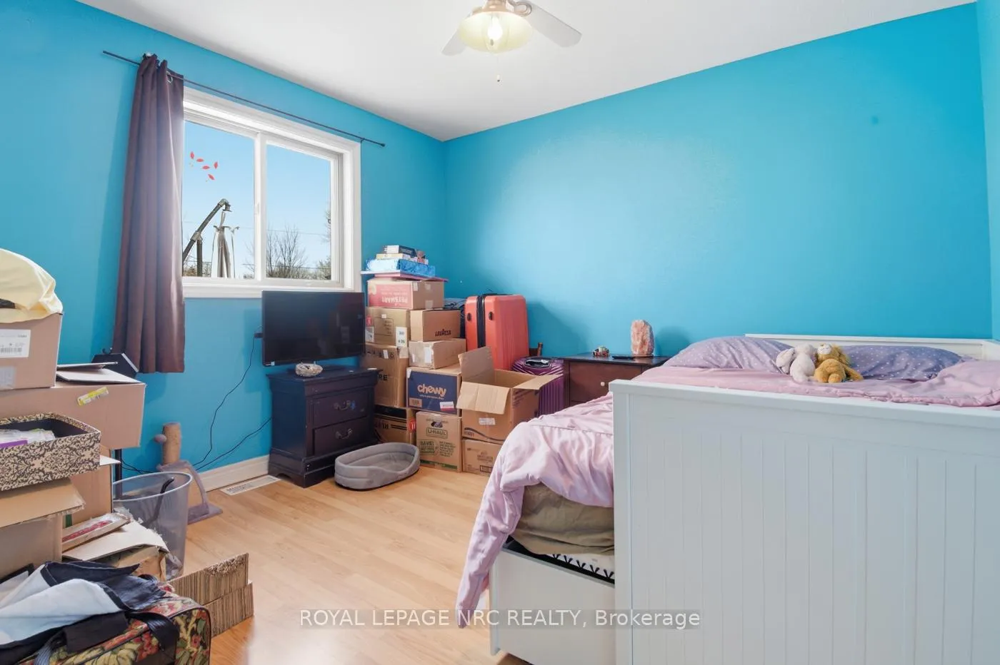 Photo 17 of 4001 Weinbrenner Road, Niagara Falls, Chippawa — HOMEH