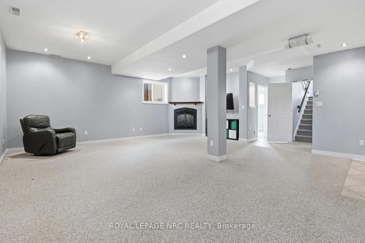 Photo 31 of 4001 Weinbrenner Road, Niagara Falls, Chippawa — HOMEH