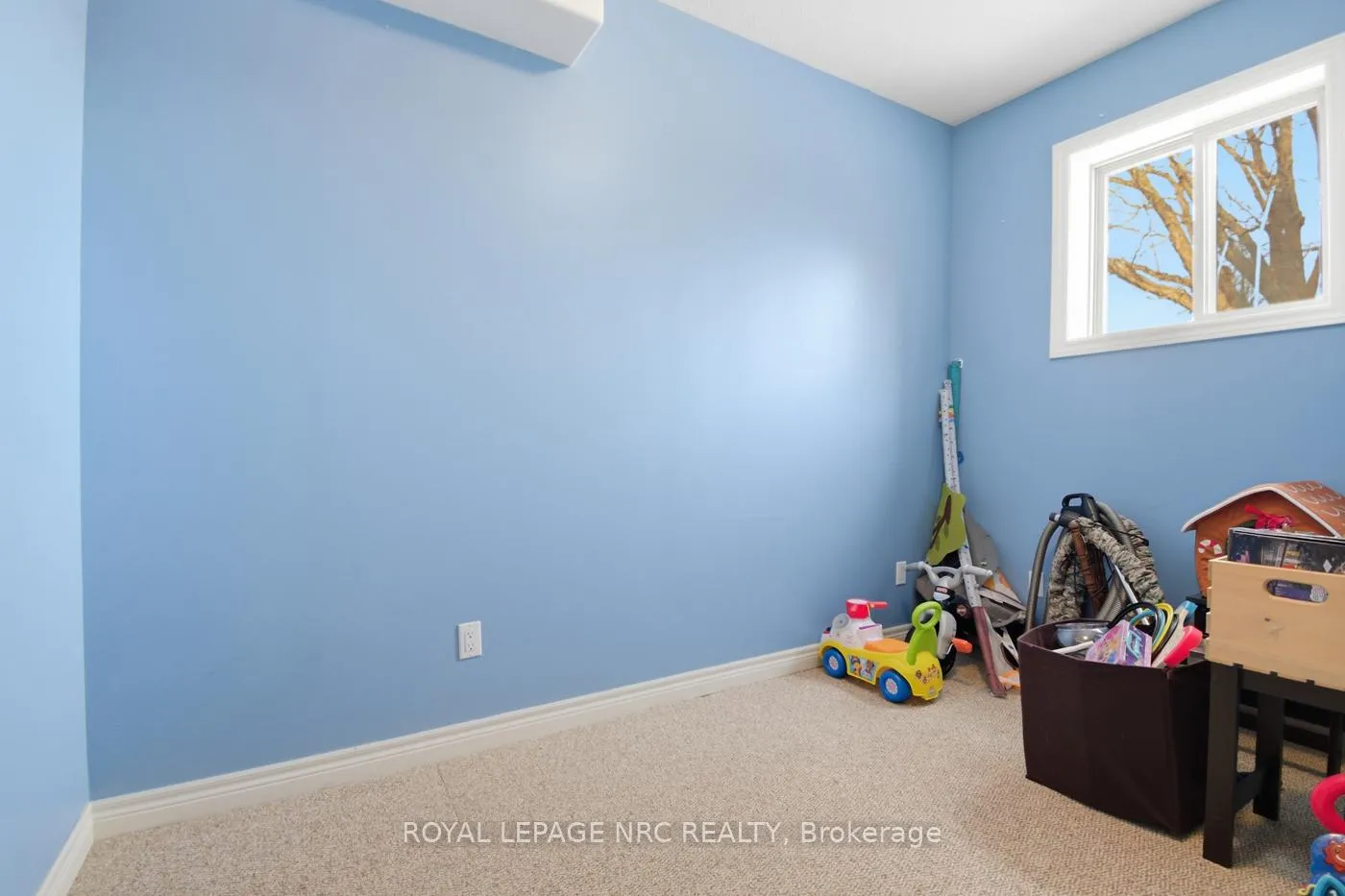 Photo 36 of 4001 Weinbrenner Road, Niagara Falls, Chippawa — HOMEH