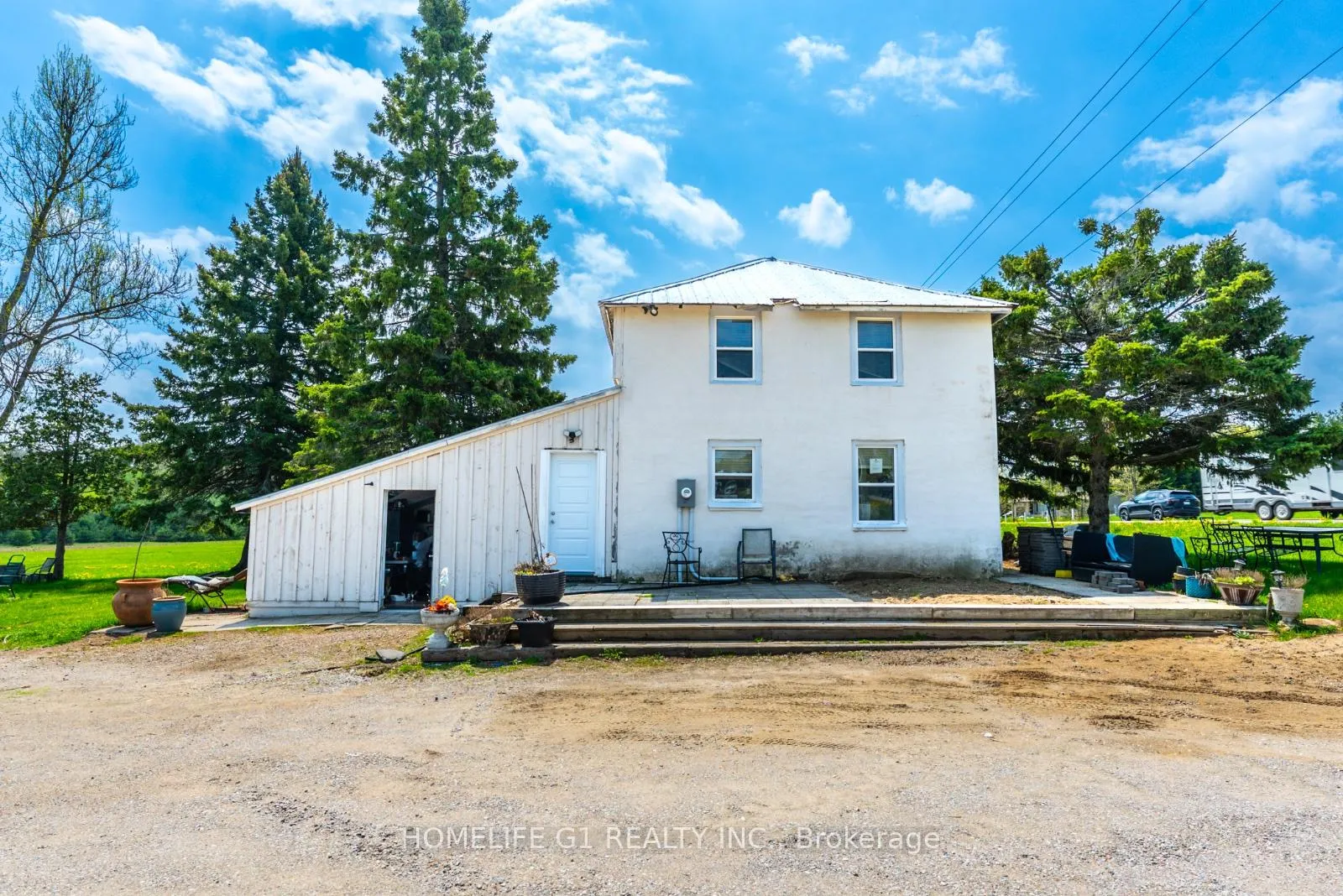 Photo 3 of 4357 Penetanguishene Road, Springwater, Hillsdale — HOMEH