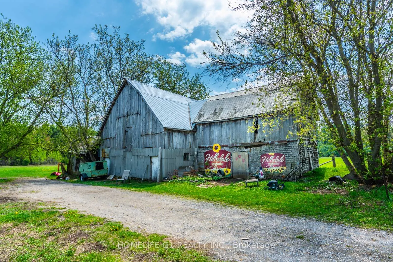 Photo 5 of 4357 Penetanguishene Road, Springwater, Hillsdale — HOMEH
