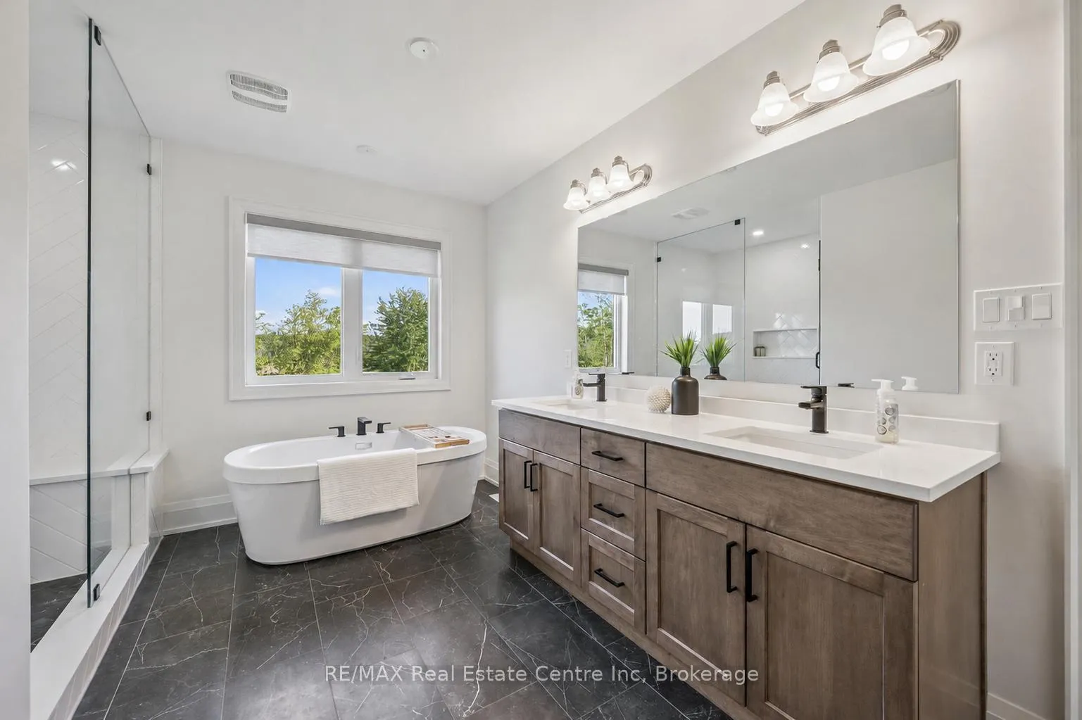 Photo 20 of 51 Imrie Road, Centre Wellington, Elora/Salem — HOMEH