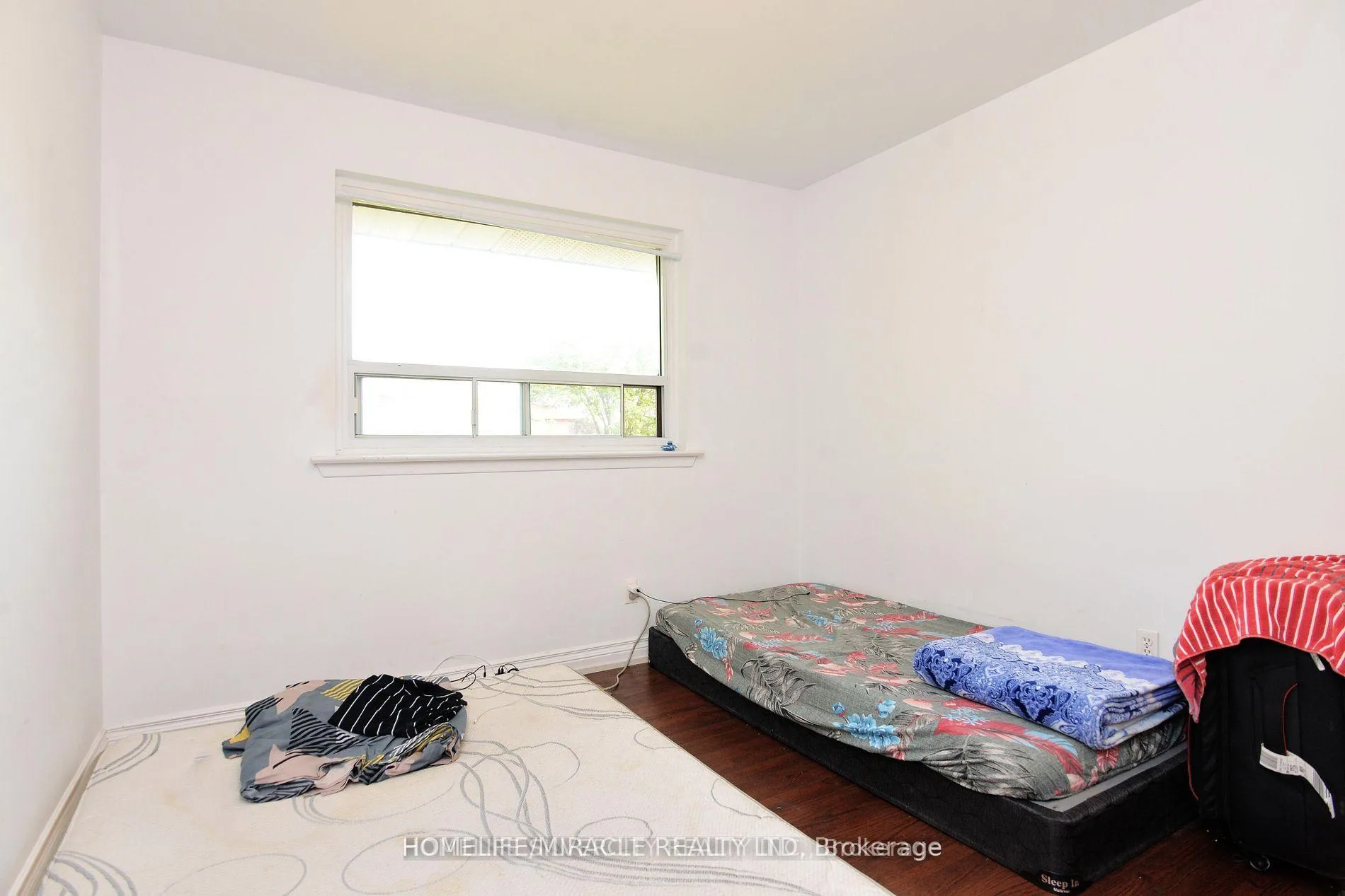 Photo 13 of 88 Ardglen Drive, Brampton, Bram East — HOMEH