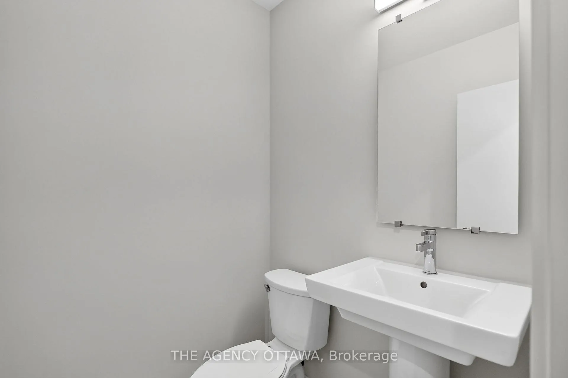 Photo 9 of 1005 Kitigan Grove, Ottawa, Kanata - Kanata Lakes/Heritage Hills — HOMEH