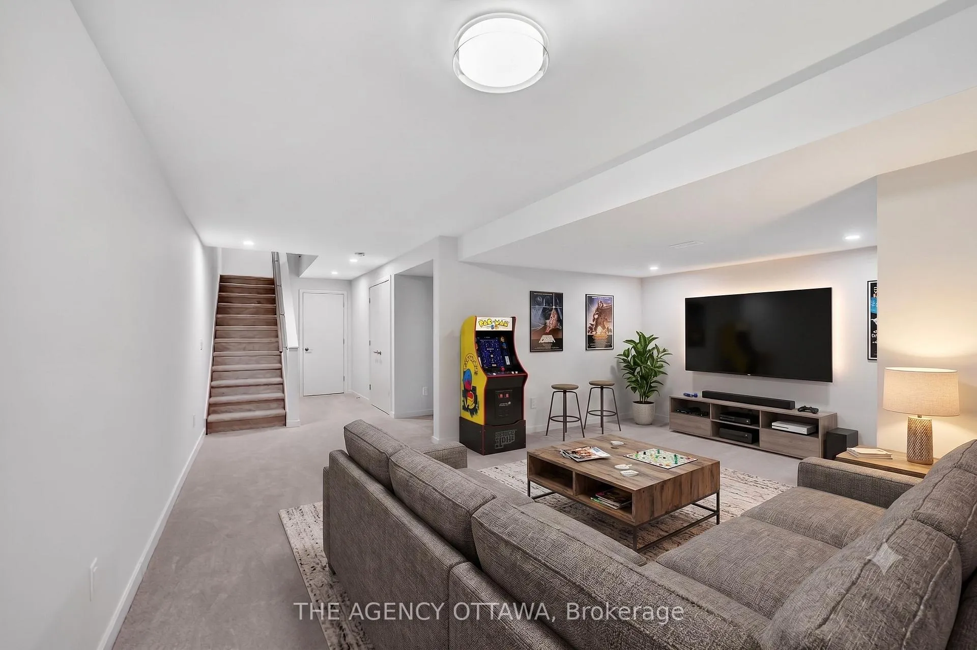 Photo 33 of 1005 Kitigan Grove, Ottawa, Kanata - Kanata Lakes/Heritage Hills — HOMEH