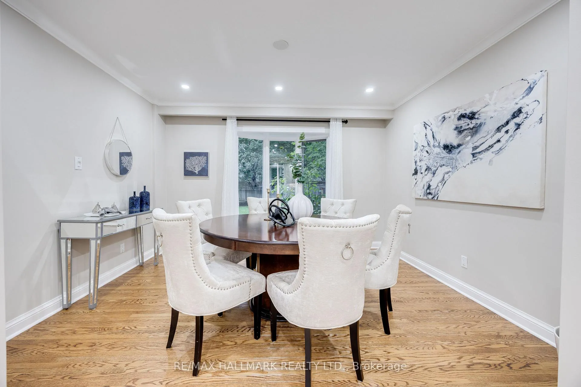 Photo 9 of 59 Sandringham Drive, Toronto, Bedford Park-Nortown — HOMEH