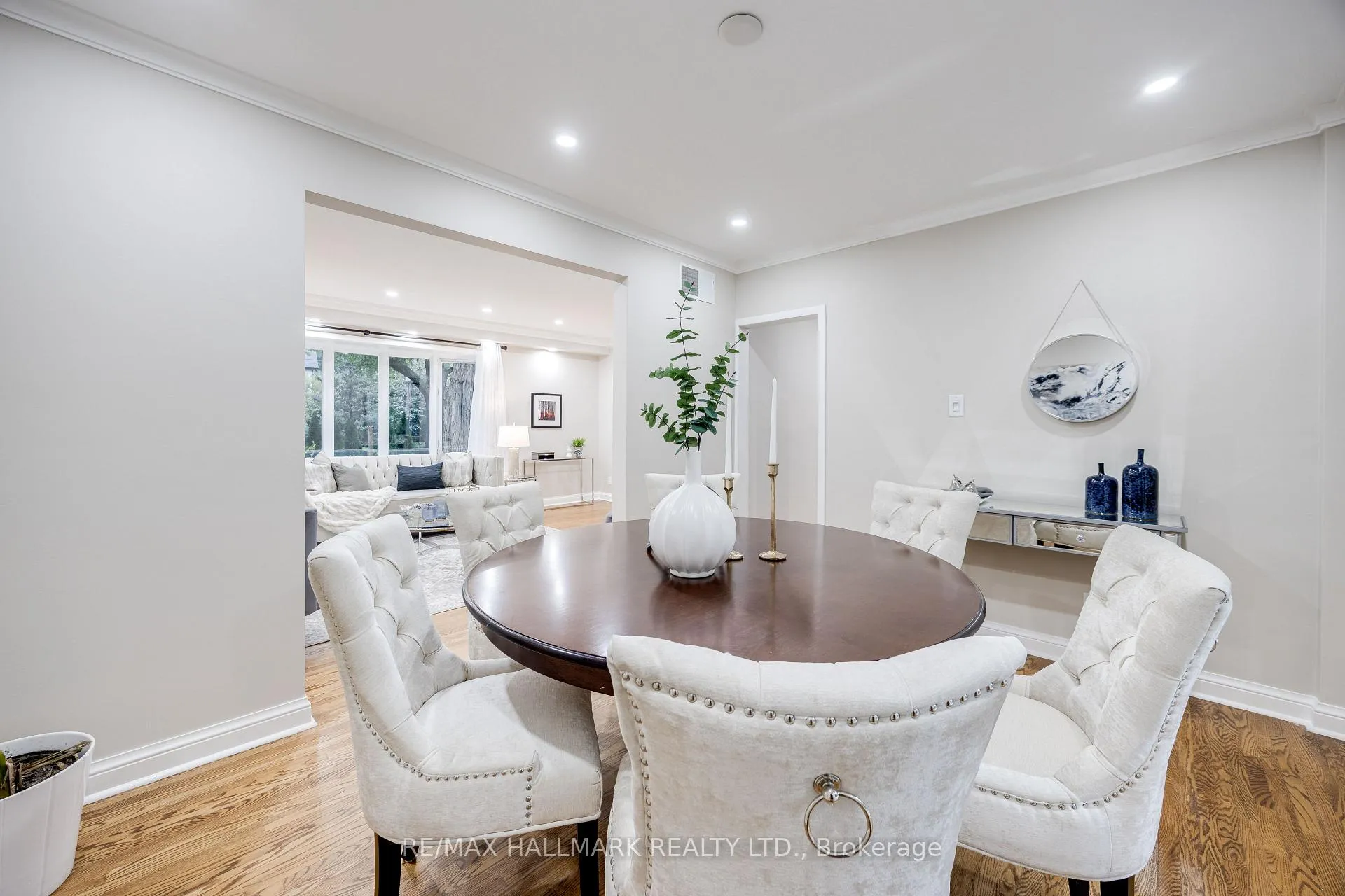 Photo 10 of 59 Sandringham Drive, Toronto, Bedford Park-Nortown — HOMEH