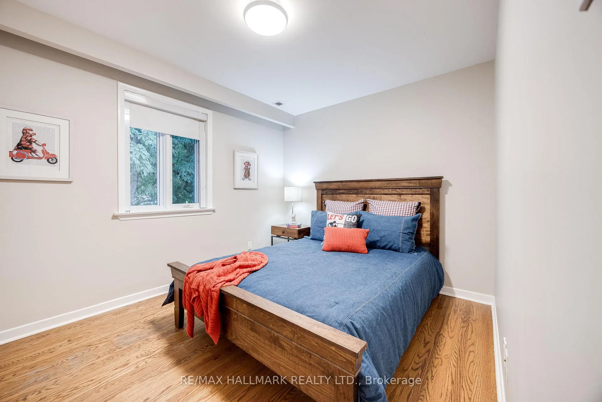 Photo 24 of 59 Sandringham Drive, Toronto, Bedford Park-Nortown — HOMEH