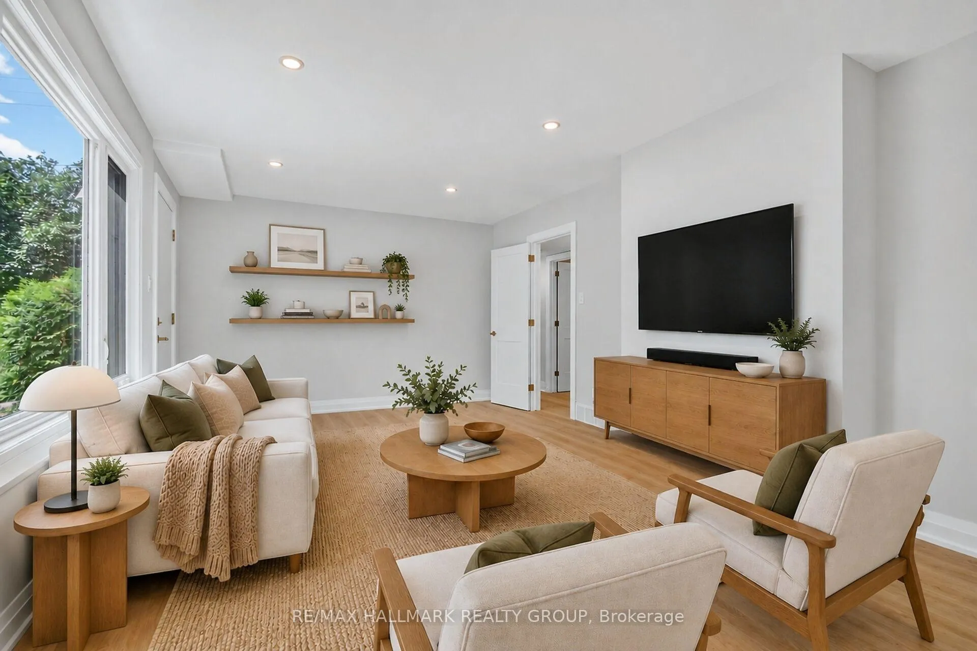 Photo 26 of 1054 Chelsea Drive, Ottawa, Viscount Alexander Park — HOMEH