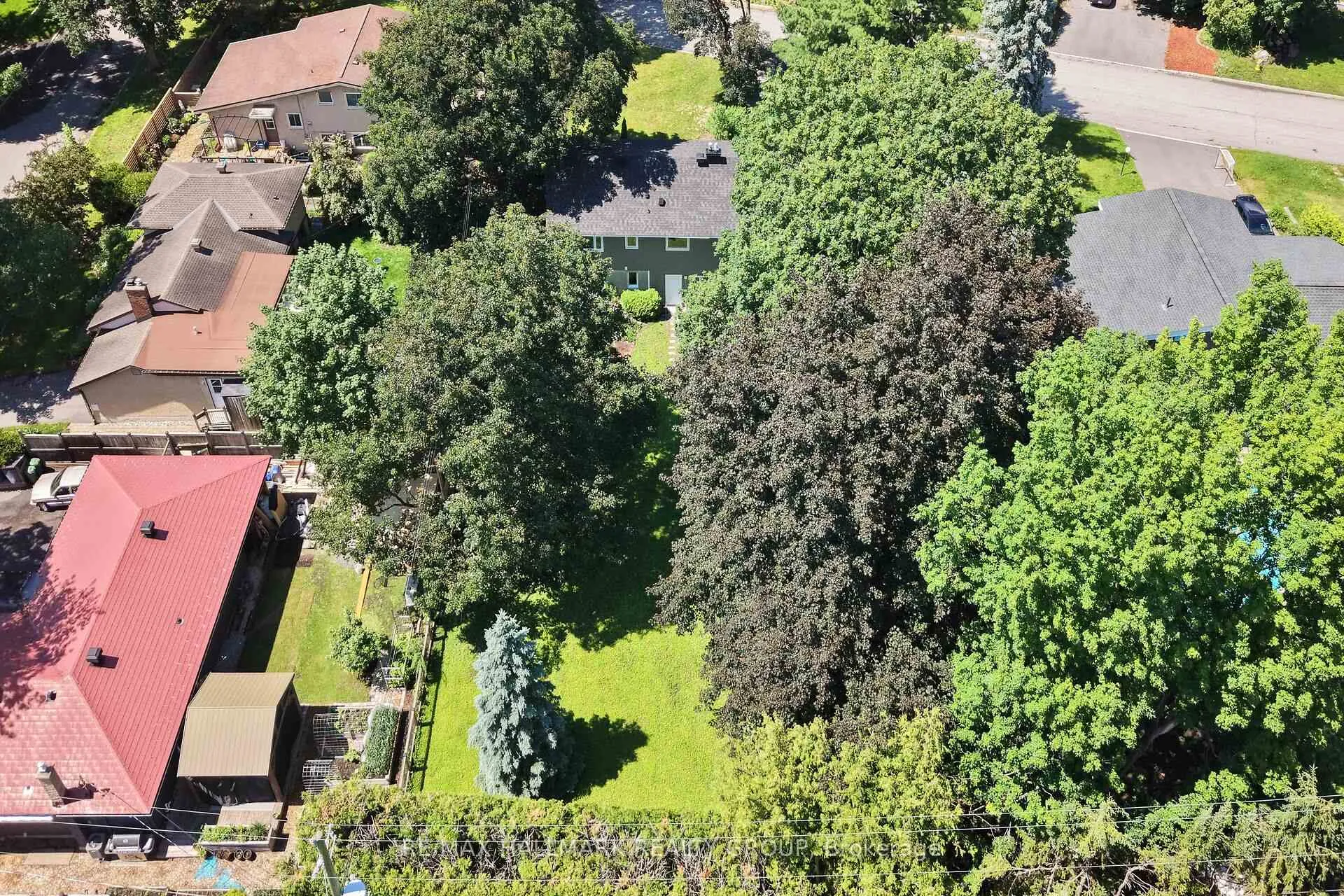 Photo 47 of 1054 Chelsea Drive, Ottawa, Viscount Alexander Park — HOMEH
