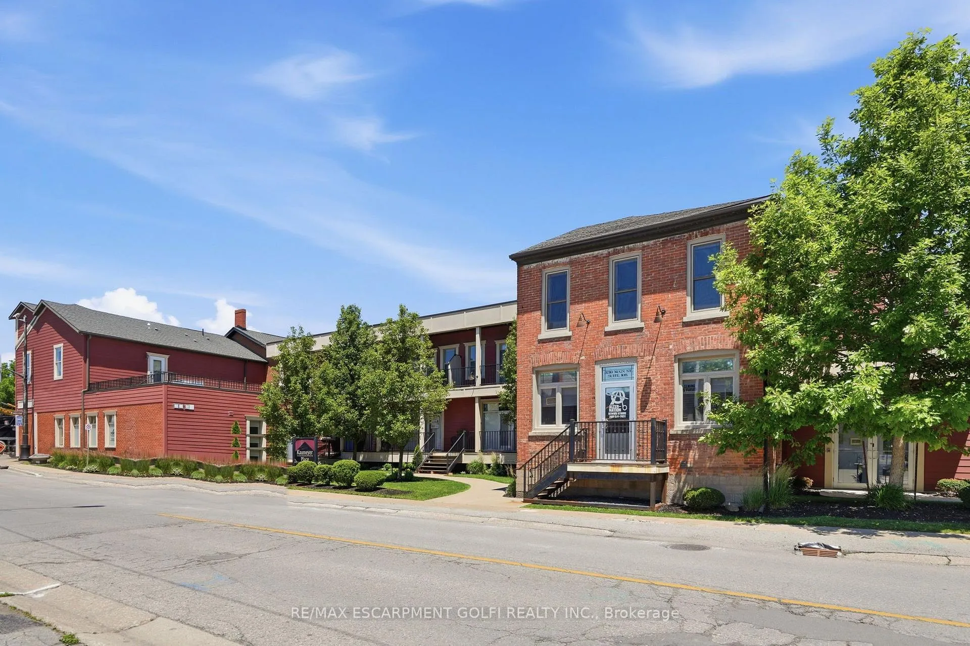 Photo of Unit 201, 3710 Main Street