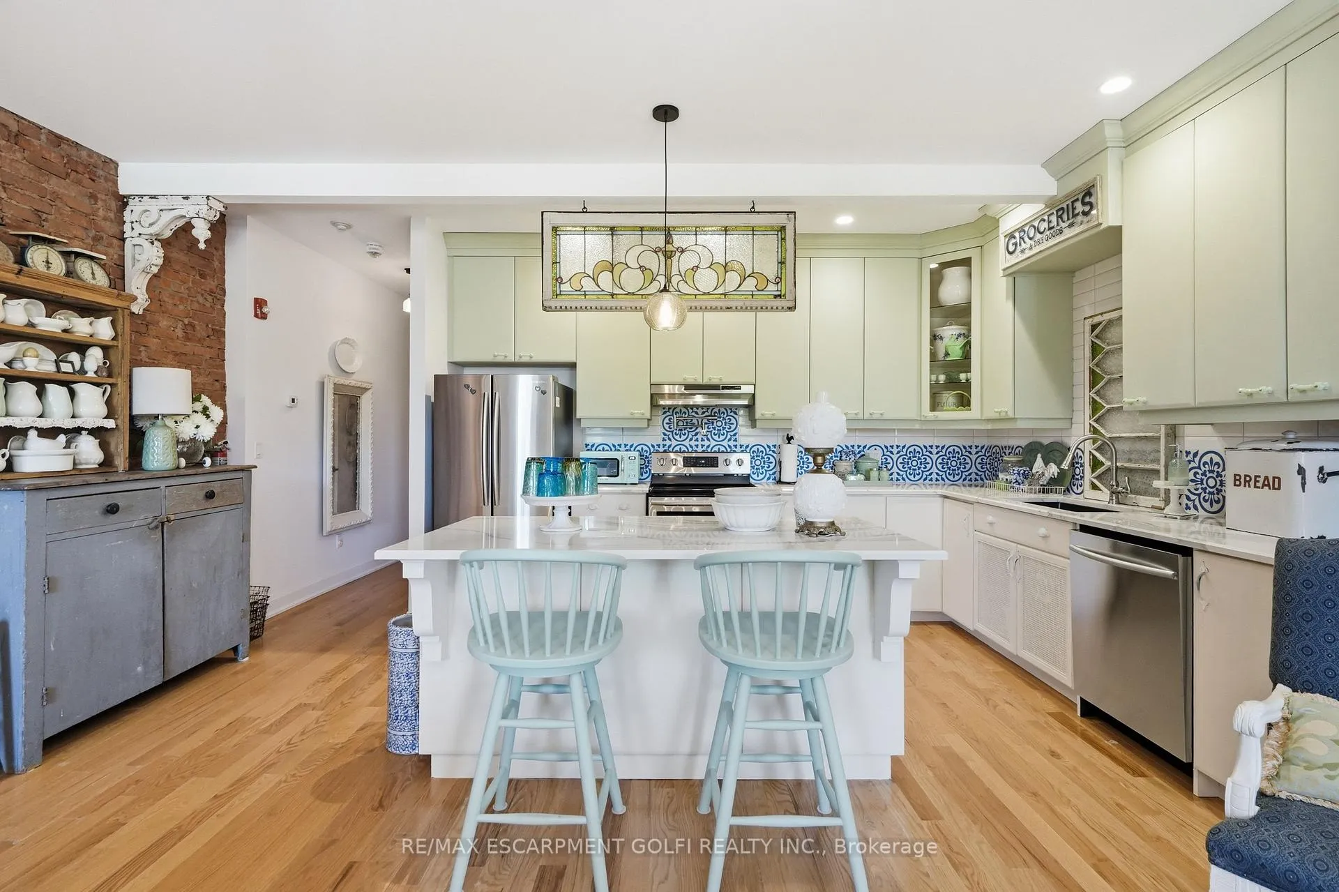 Photo 8 of Unit 201, 3710 Main Street, Niagara Falls, Chippawa — HOMEH
