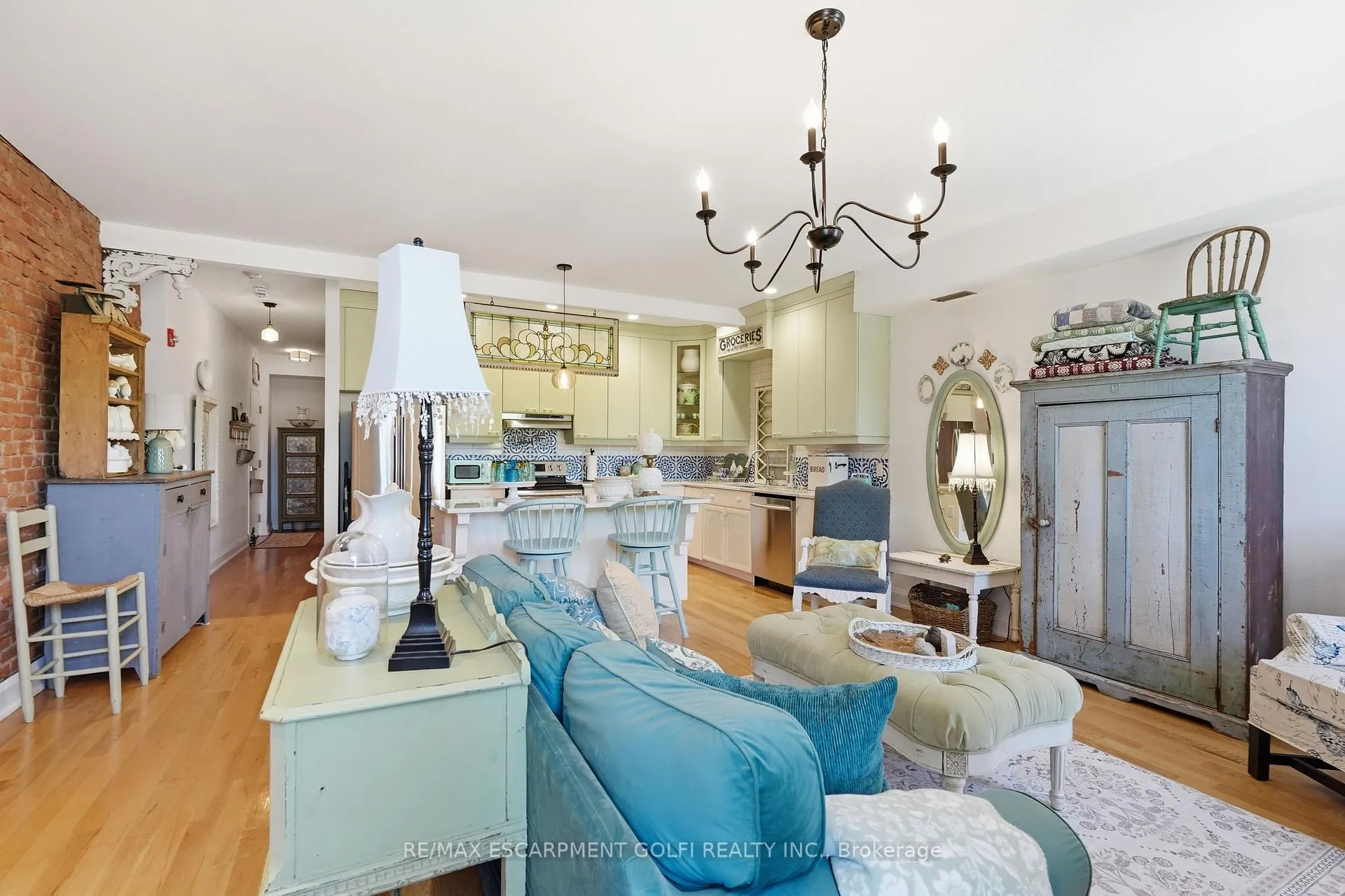 Photo 14 of Unit 201, 3710 Main Street, Niagara Falls, Chippawa — HOMEH