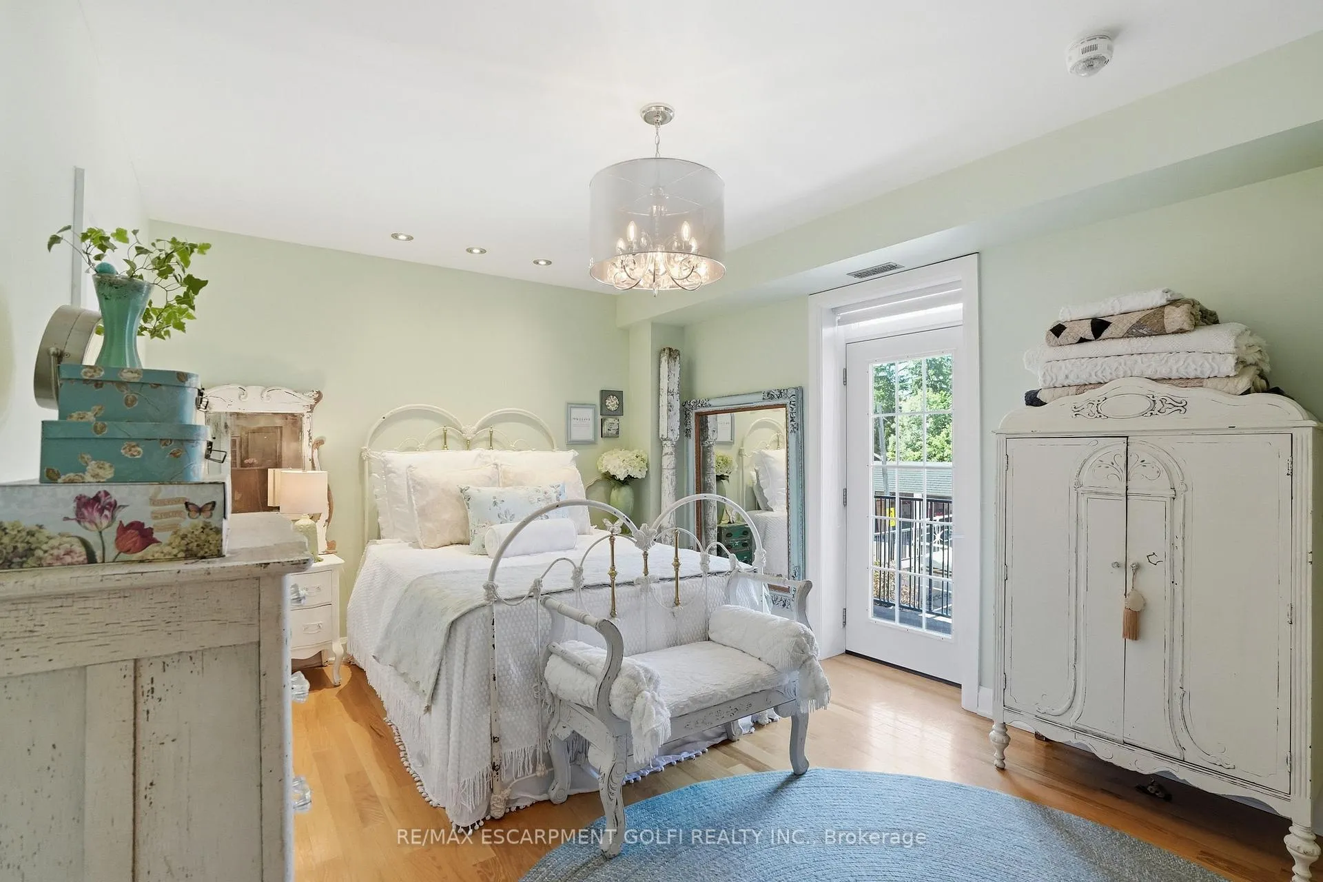 Photo 22 of Unit 201, 3710 Main Street, Niagara Falls, Chippawa — HOMEH