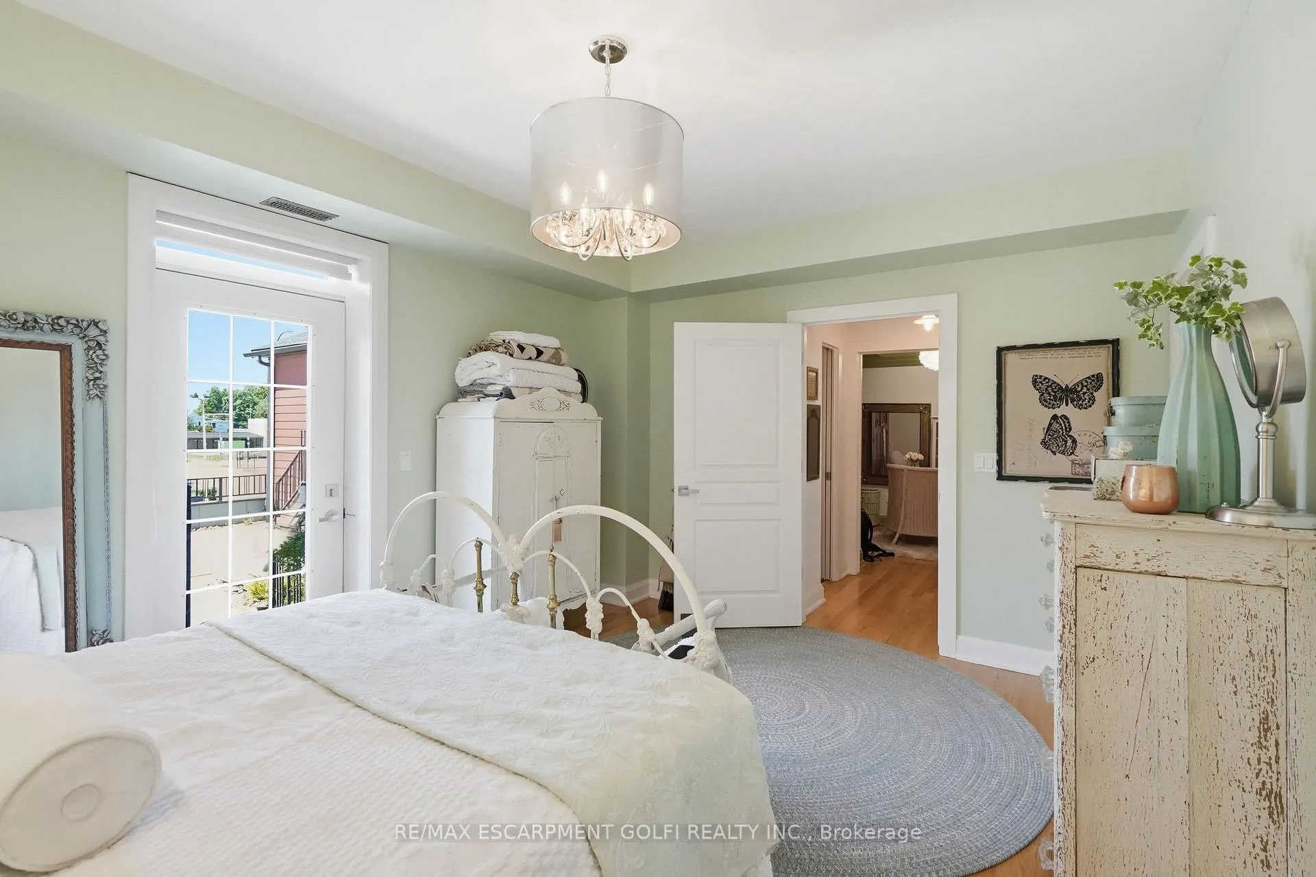 Photo 23 of Unit 201, 3710 Main Street, Niagara Falls, Chippawa — HOMEH