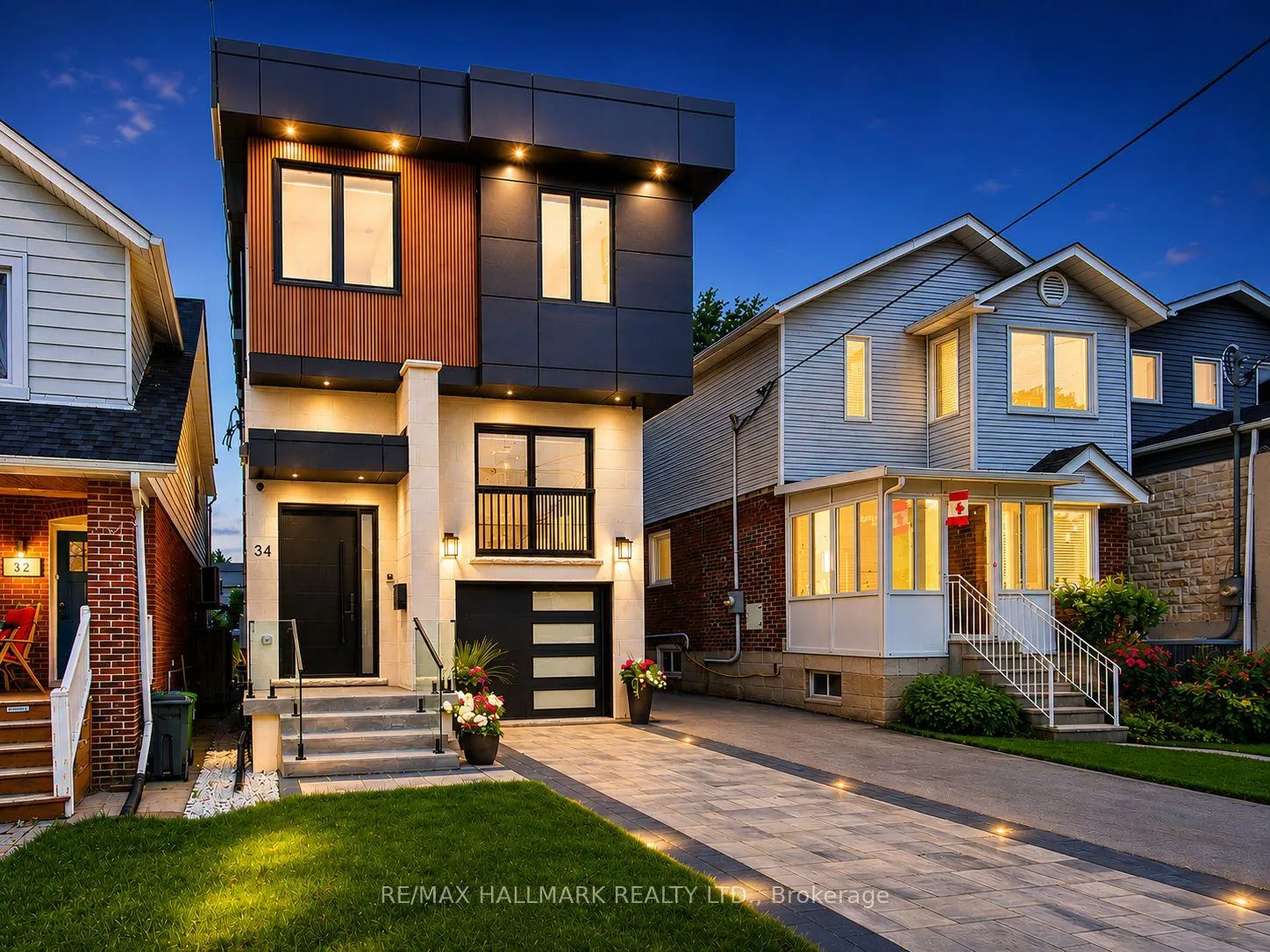 Front of 34 Roosevelt Road