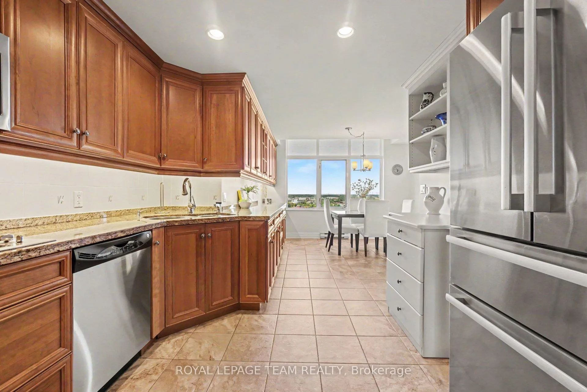 Photo 13 of Unit 1506, 3580 Rivergate Way, Ottawa, Quinterra — HOMEH