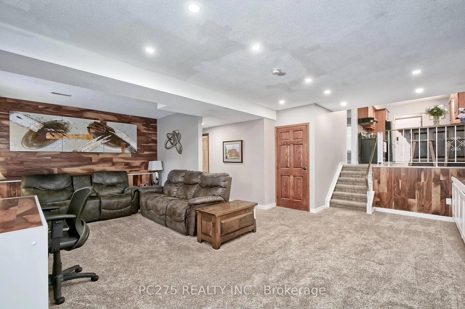 Photo 15 of 485 Ferndale Avenue, London, South Q — HOMEH
