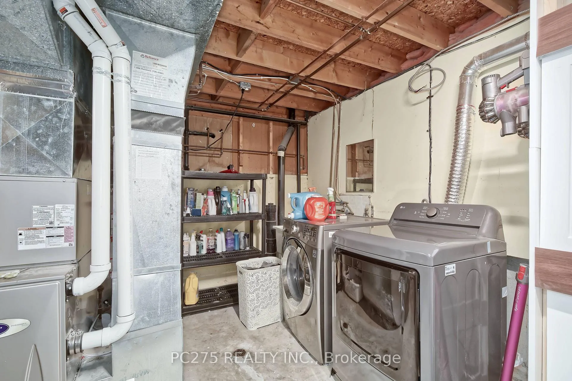 Photo 18 of 485 Ferndale Avenue, London, South Q — HOMEH