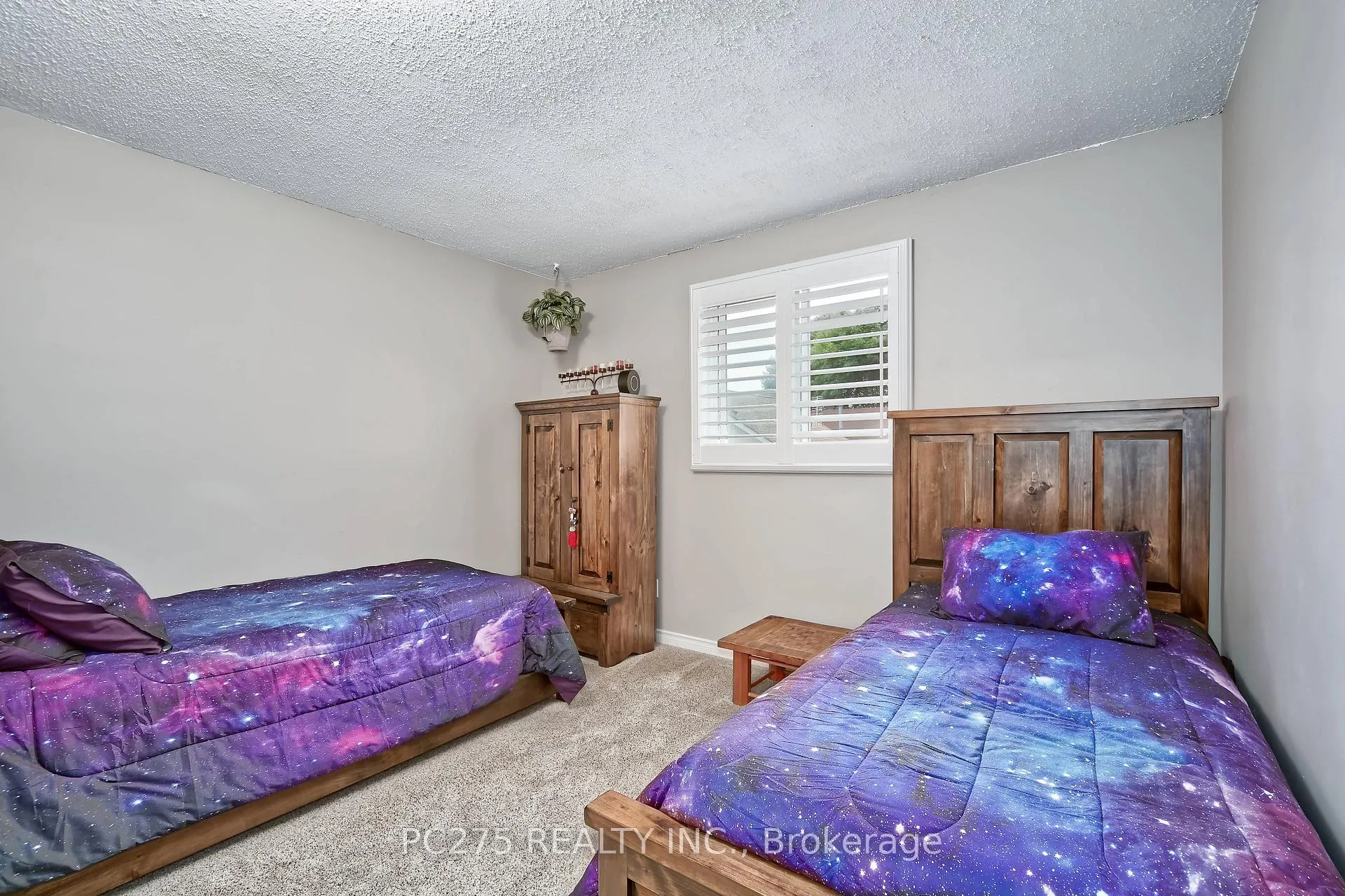 Photo 23 of 485 Ferndale Avenue, London, South Q — HOMEH