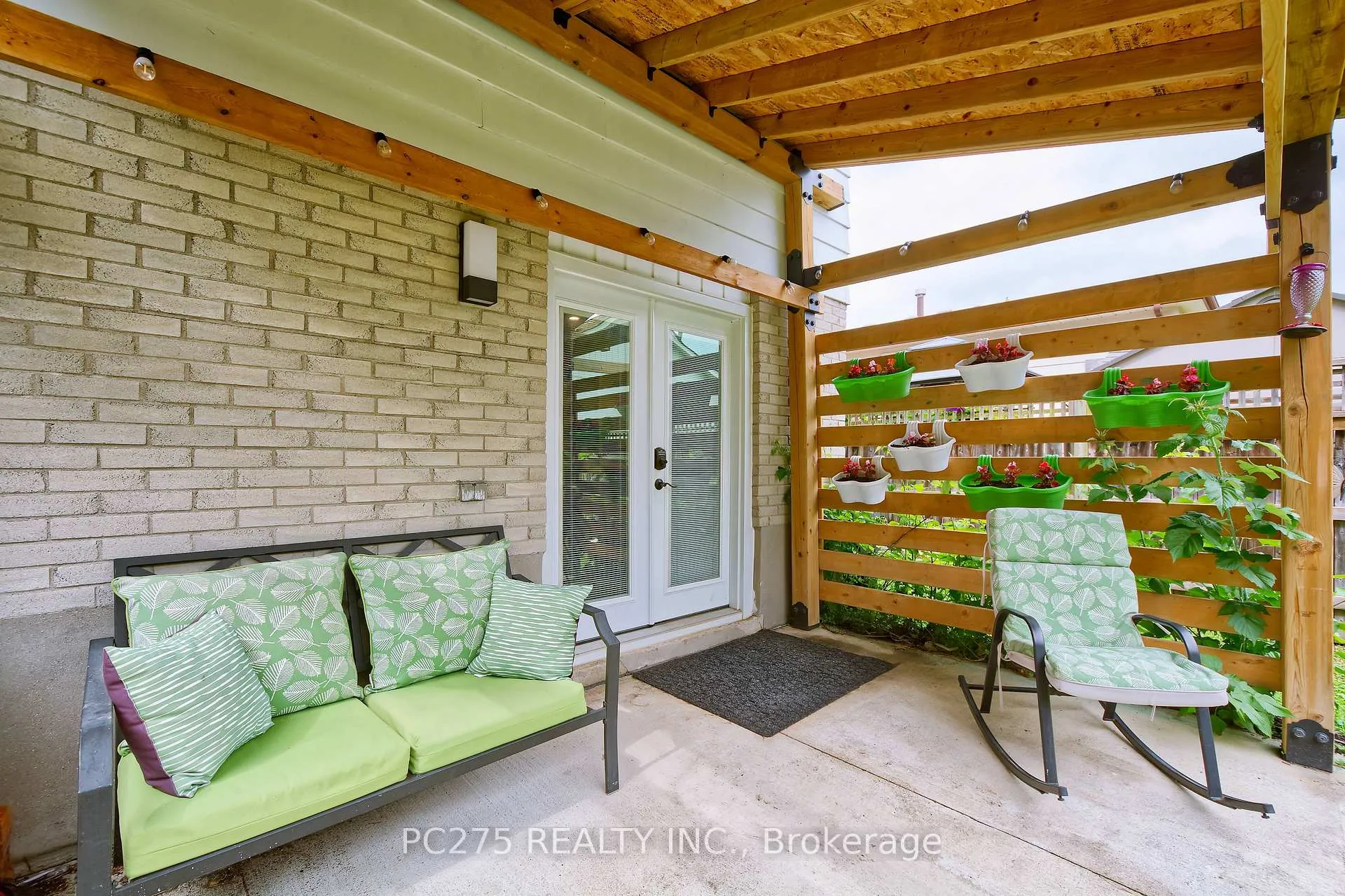 Photo 28 of 485 Ferndale Avenue, London, South Q — HOMEH