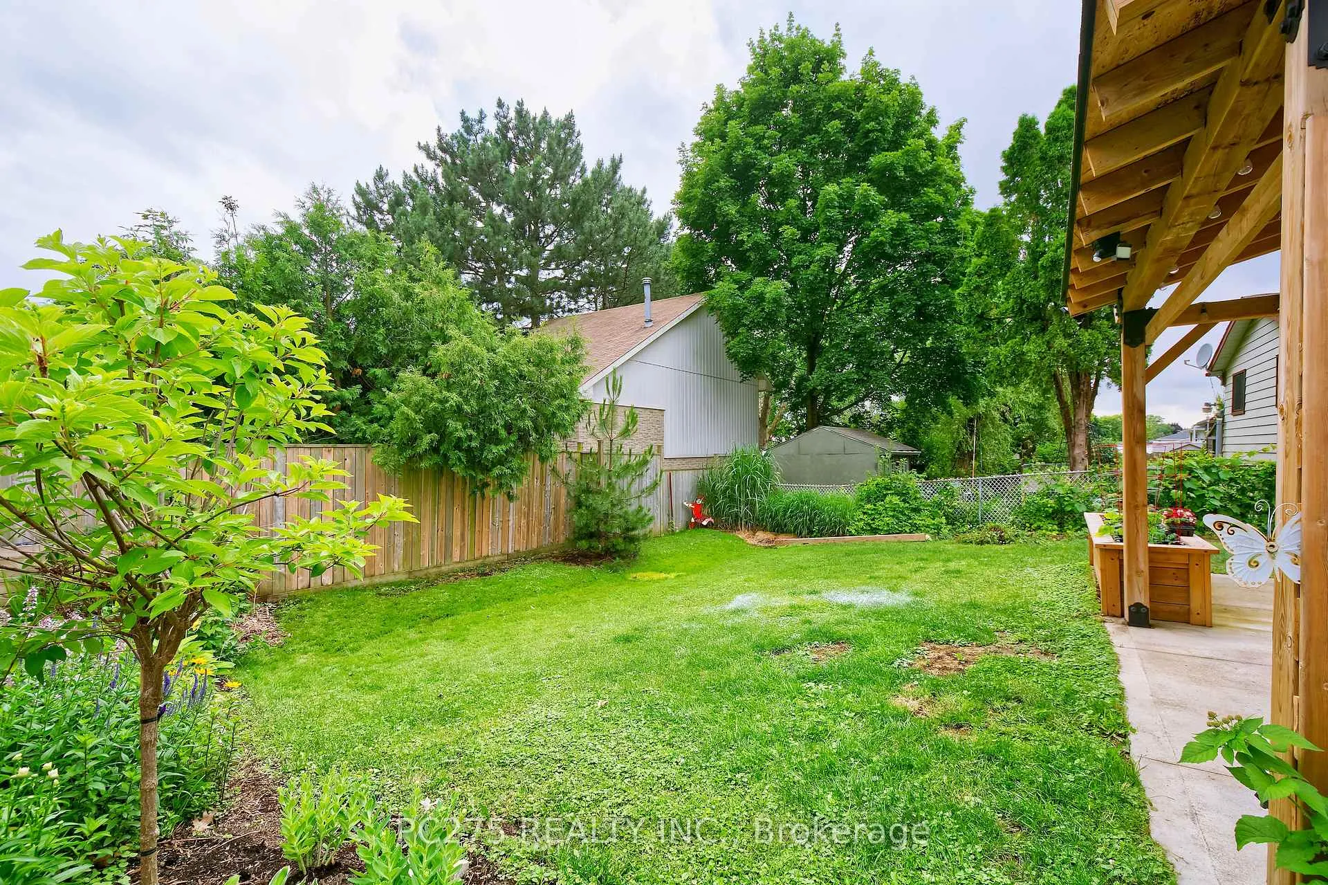 Photo 31 of 485 Ferndale Avenue, London, South Q — HOMEH