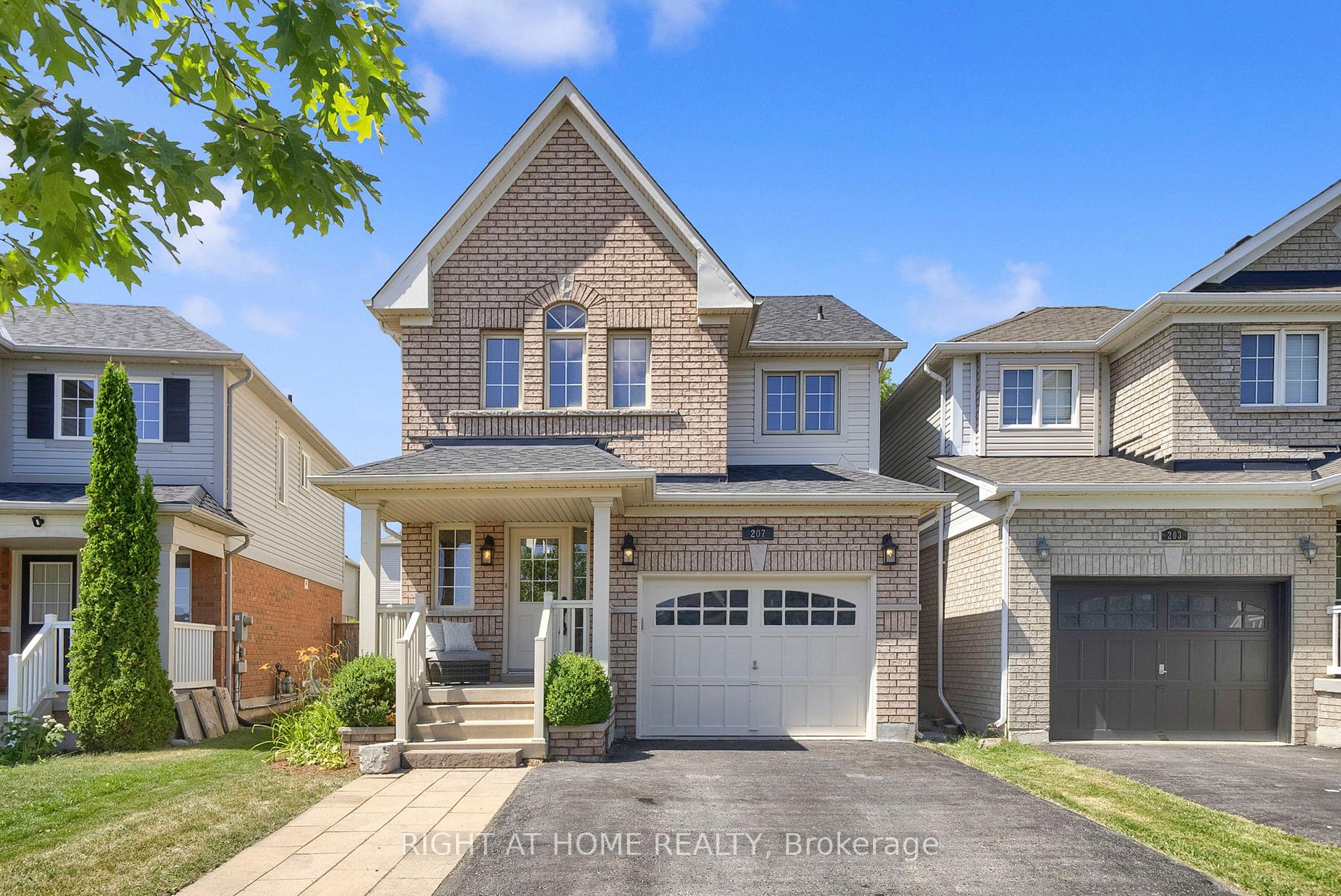 Photo 1 of 207 Eldad Drive, Clarington, Bowmanville — HOMEH