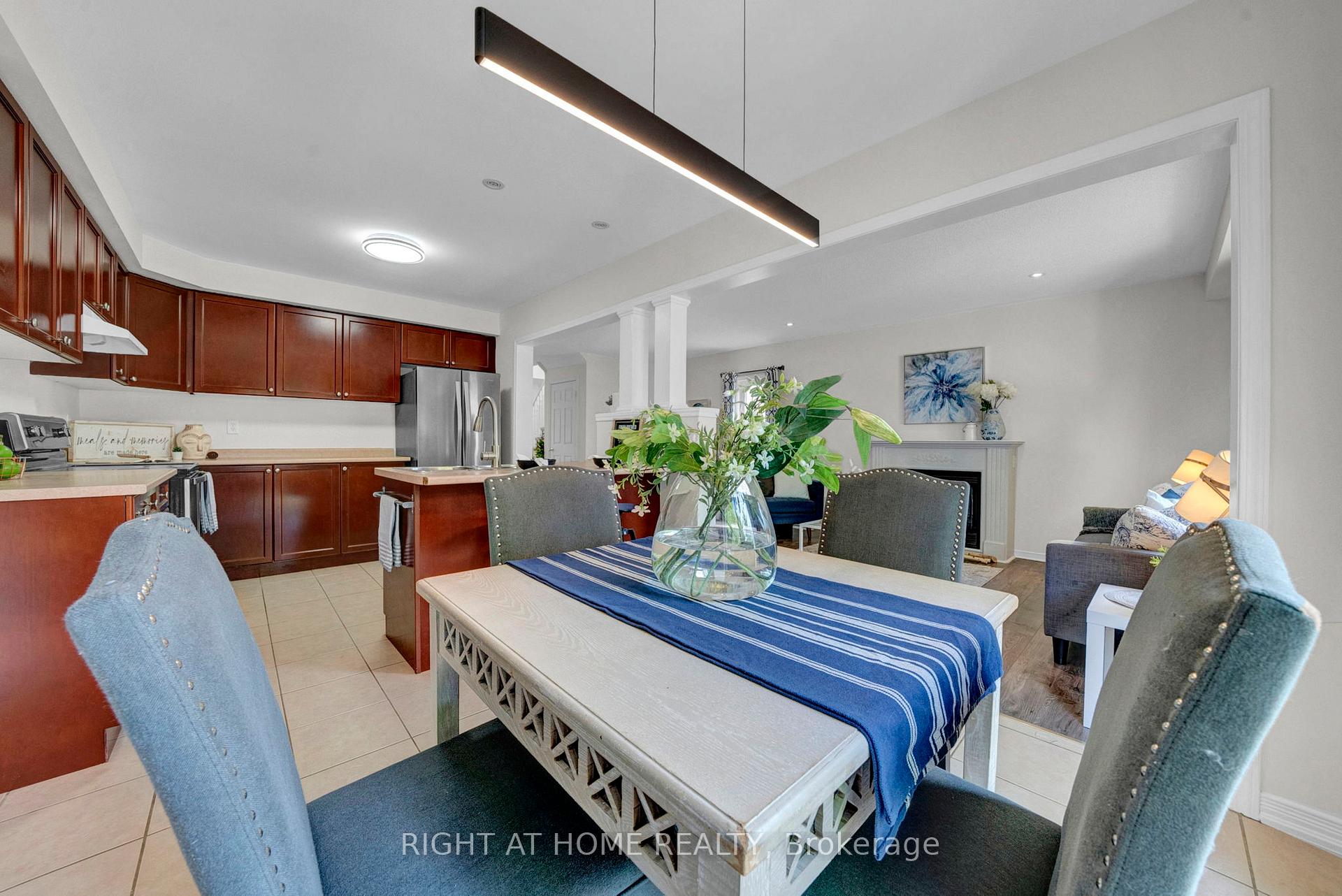 Photo 11 of 207 Eldad Drive, Clarington, Bowmanville — HOMEH