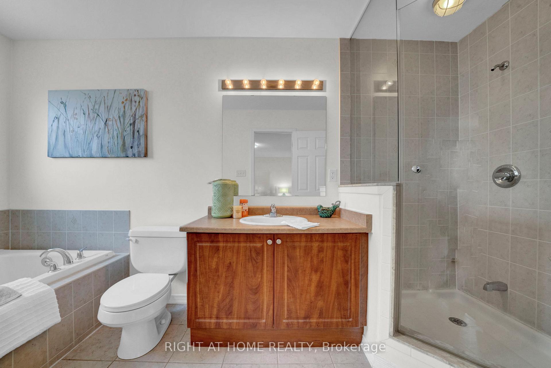 Photo 20 of 207 Eldad Drive, Clarington, Bowmanville — HOMEH