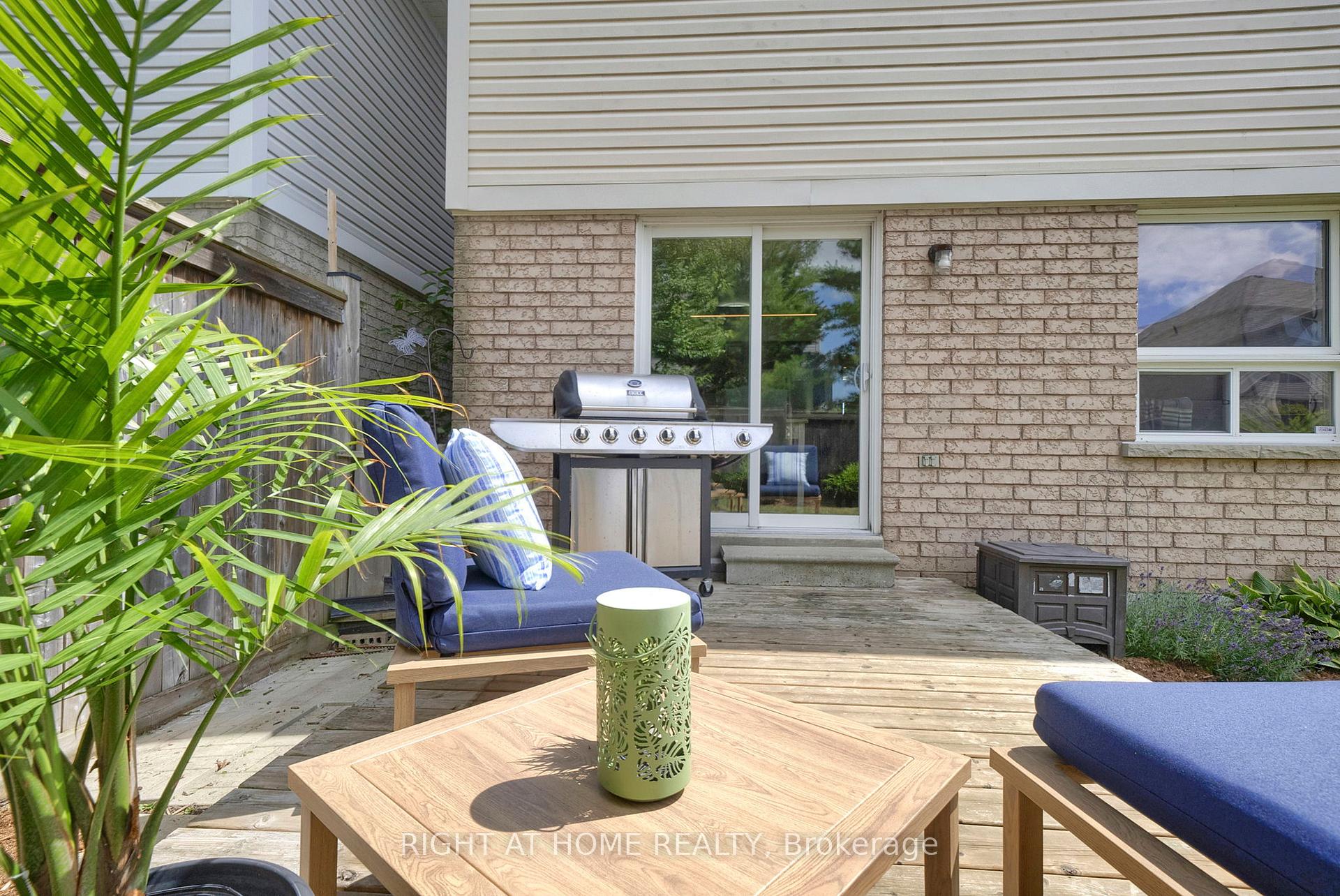 Photo 27 of 207 Eldad Drive, Clarington, Bowmanville — HOMEH