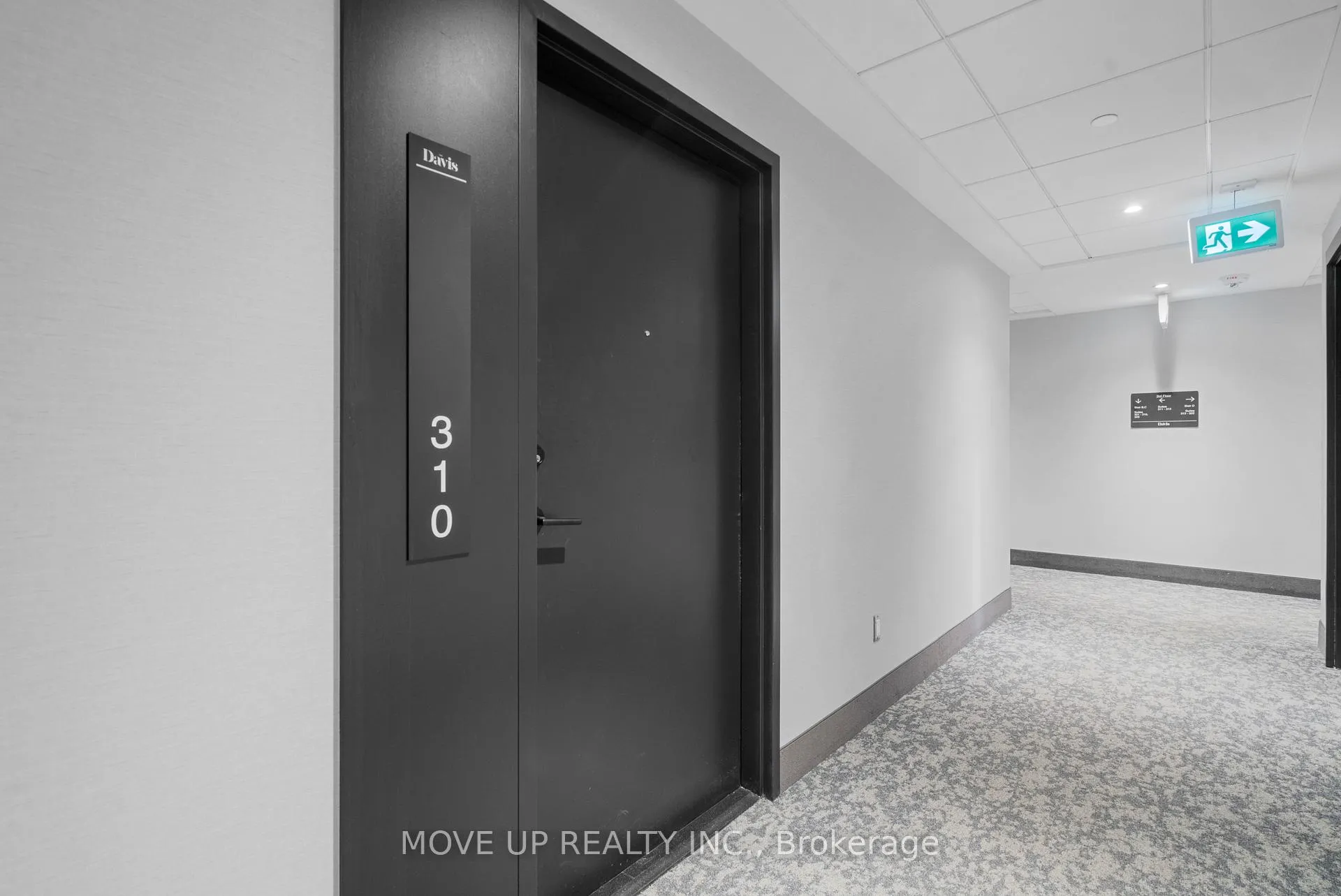 Photo 3 of Unit 310, 185 Deerfield Road, Newmarket, Central Newmarket — HOMEH