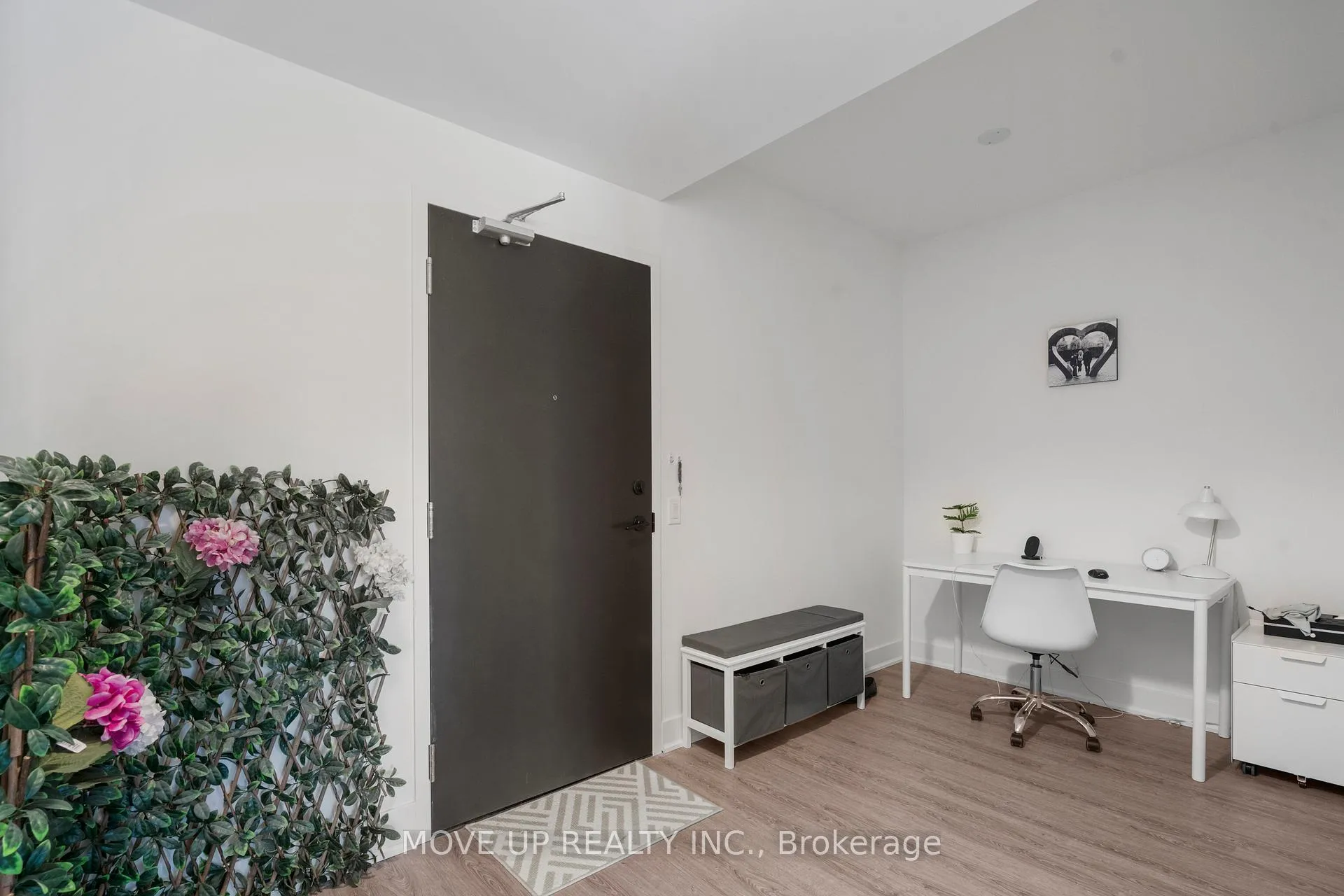 Photo 6 of Unit 310, 185 Deerfield Road, Newmarket, Central Newmarket — HOMEH