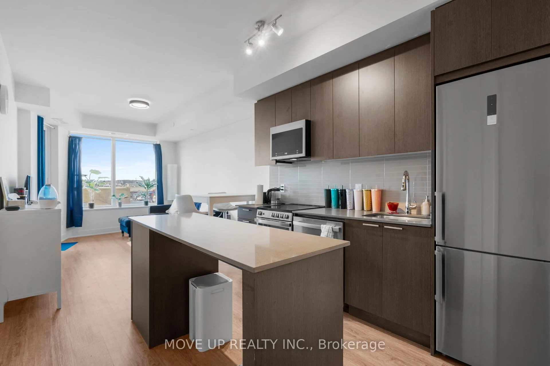 Photo 7 of Unit 310, 185 Deerfield Road, Newmarket, Central Newmarket — HOMEH