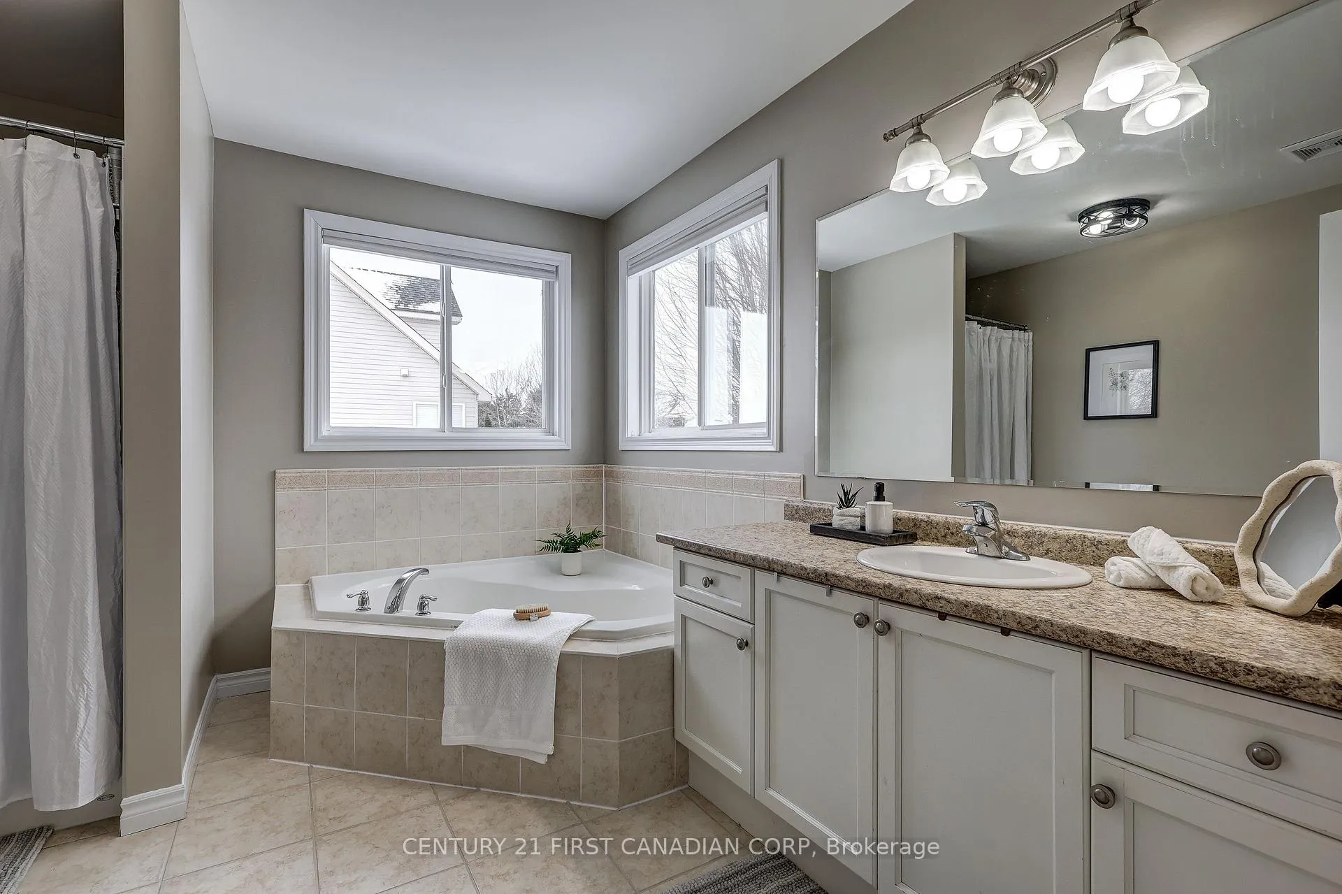 Photo 21 of 1336 Birchwood Drive, London, South K — HOMEH