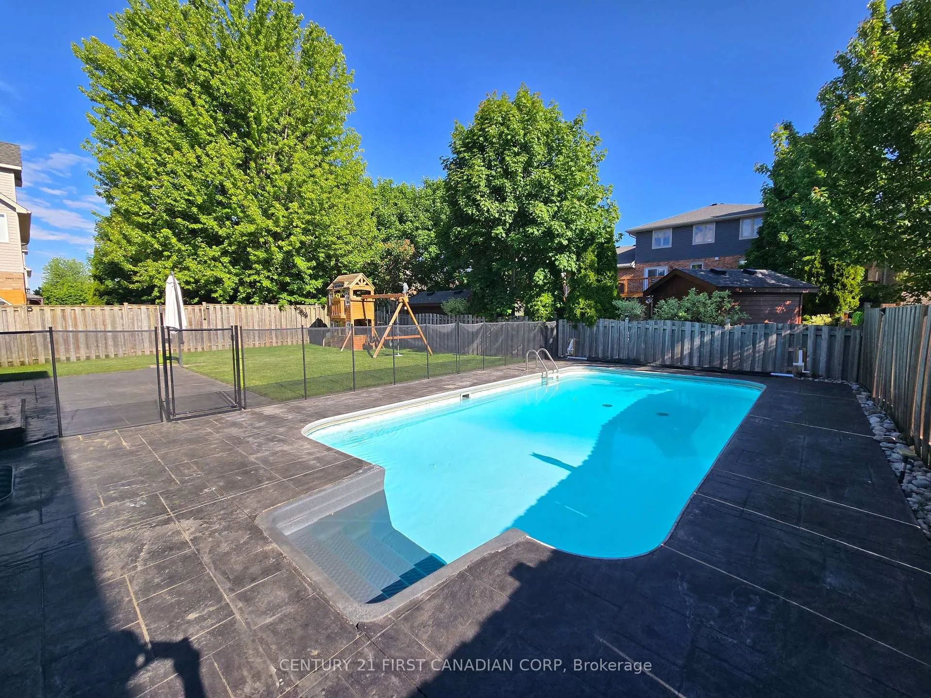 Photo 27 of 1336 Birchwood Drive, London, South K — HOMEH