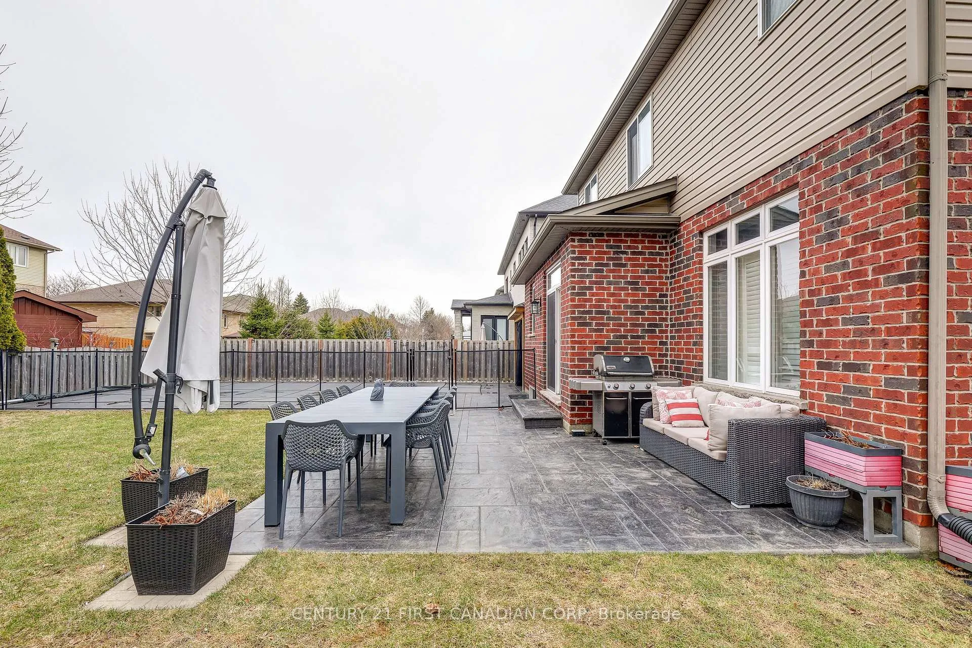 Photo 31 of 1336 Birchwood Drive, London, South K — HOMEH