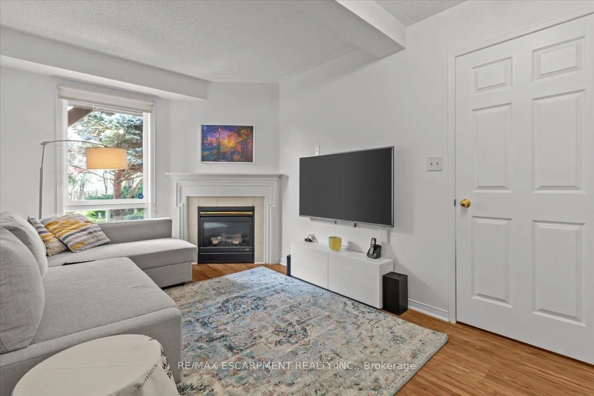Photo 19 of 373 Fairgate Way, Oakville, Wedgewood Creek — HOMEH