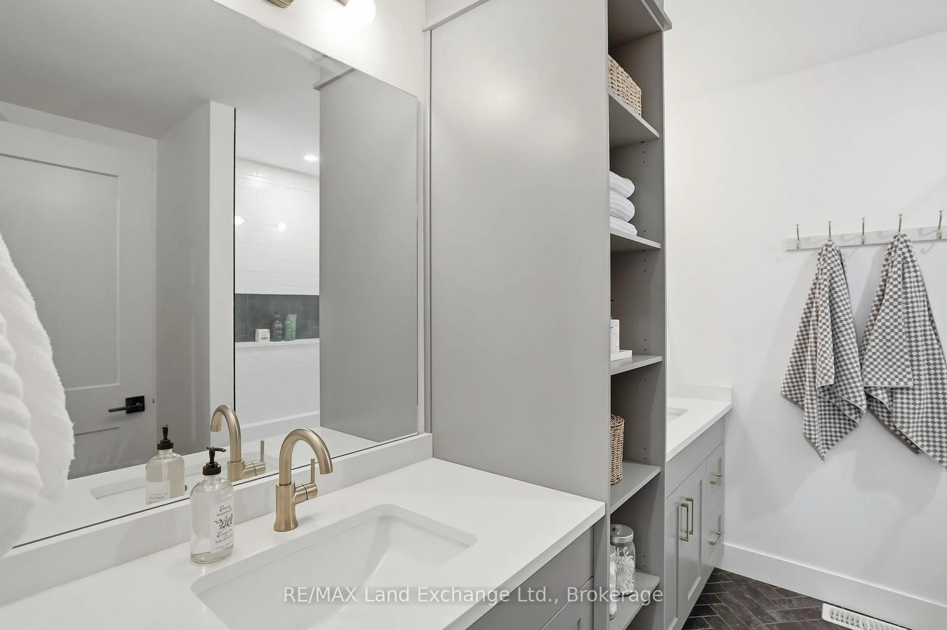 Photo 25 of 931 Bogdanovic Way, Huron-Kinloss — HOMEH