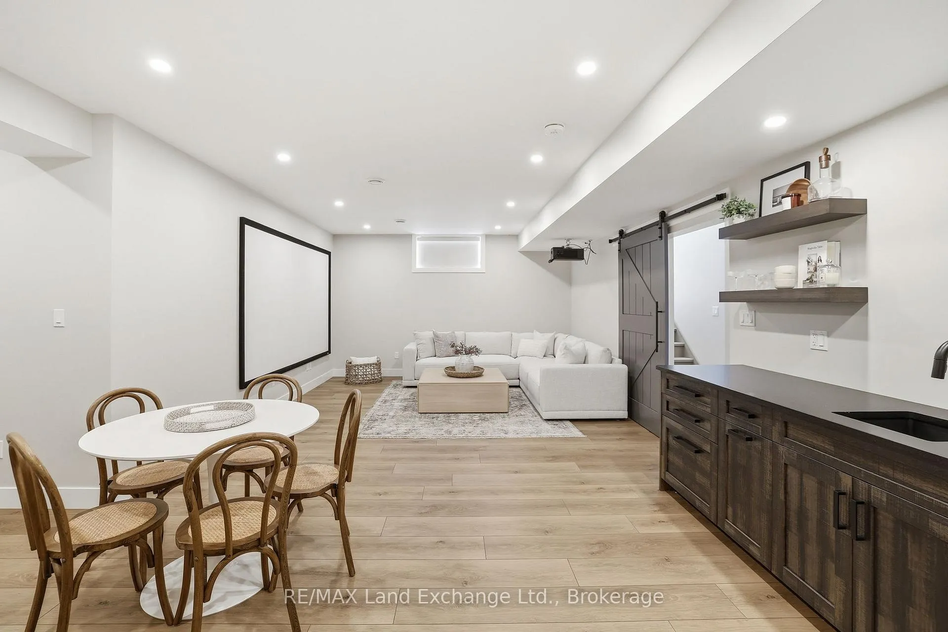Photo 30 of 931 Bogdanovic Way, Huron-Kinloss — HOMEH