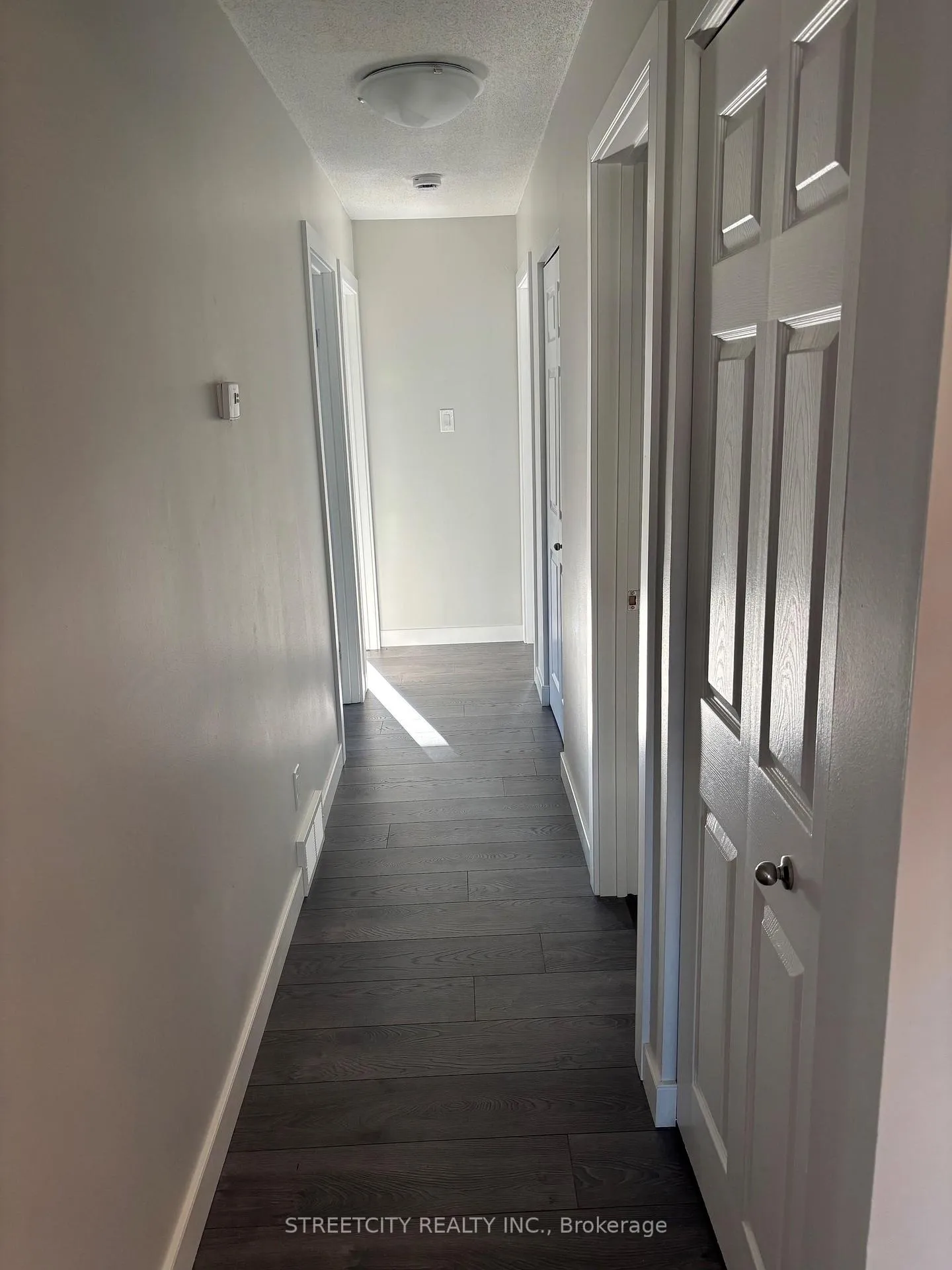 Photo 6 of 112 Conestoga Street, Thunder Bay, College Park — HOMEH