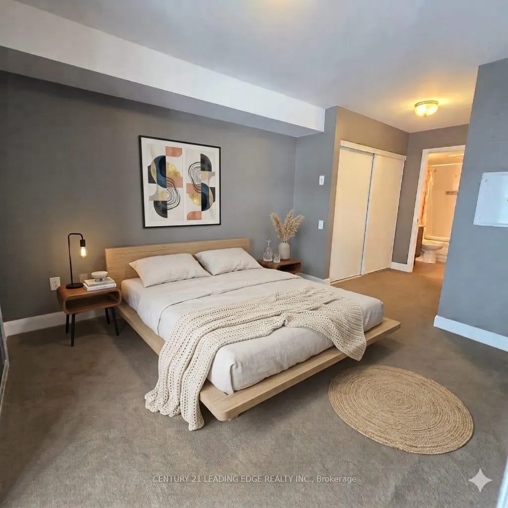 Photo 4 of Unit 2210, 2191 Yonge Street, Toronto, Mount Pleasant West — HOMEH