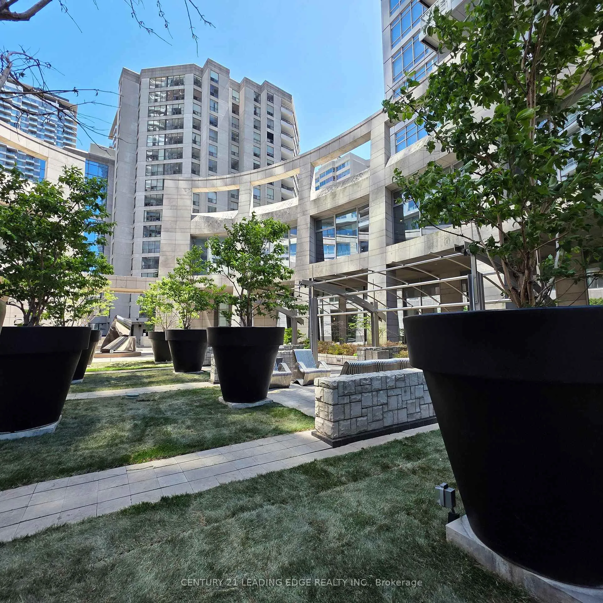 Photo 16 of Unit 2210, 2191 Yonge Street, Toronto, Mount Pleasant West — HOMEH