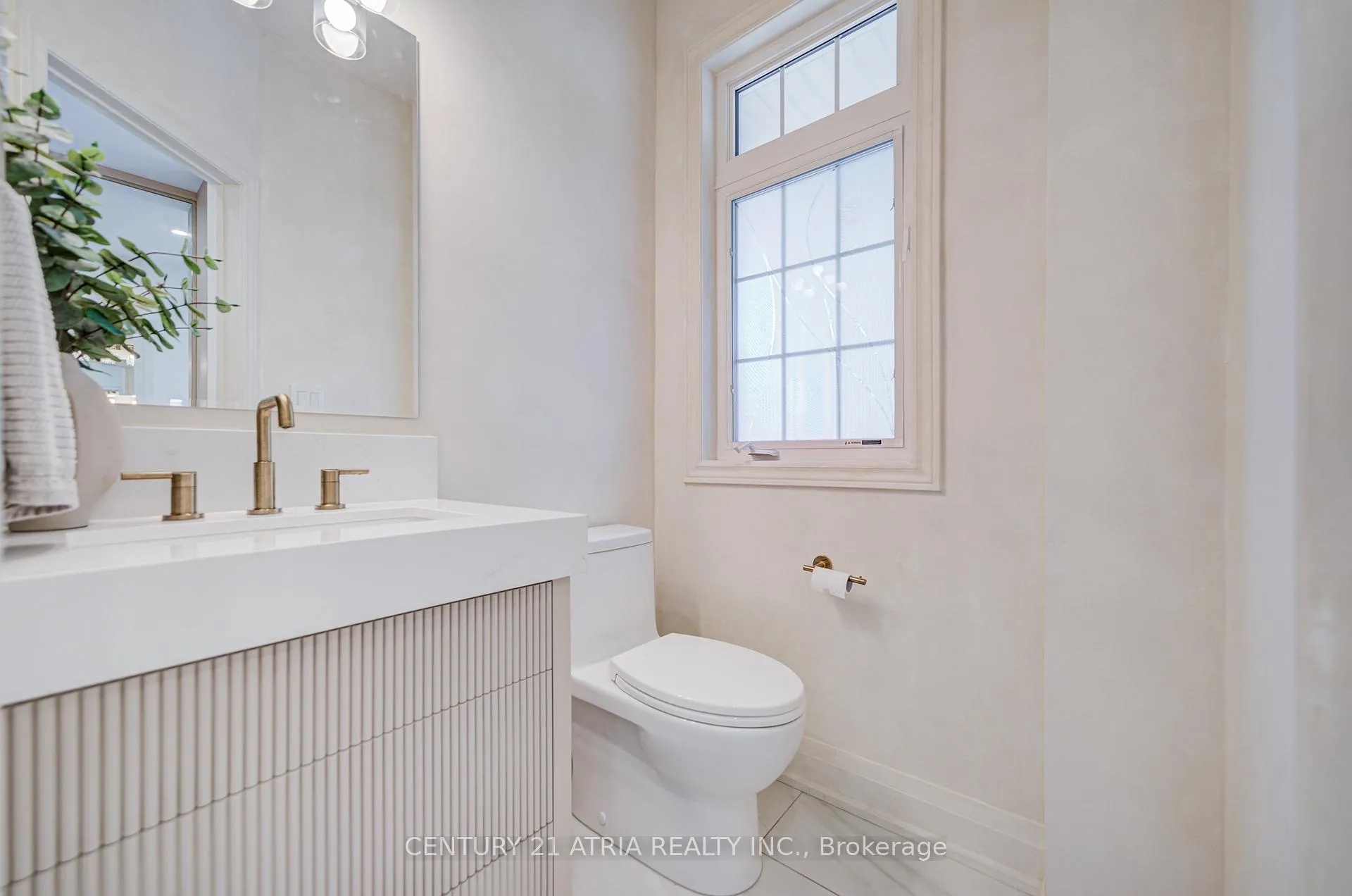 Photo 5 of 15 Asner Avenue, Vaughan, Patterson — HOMEH