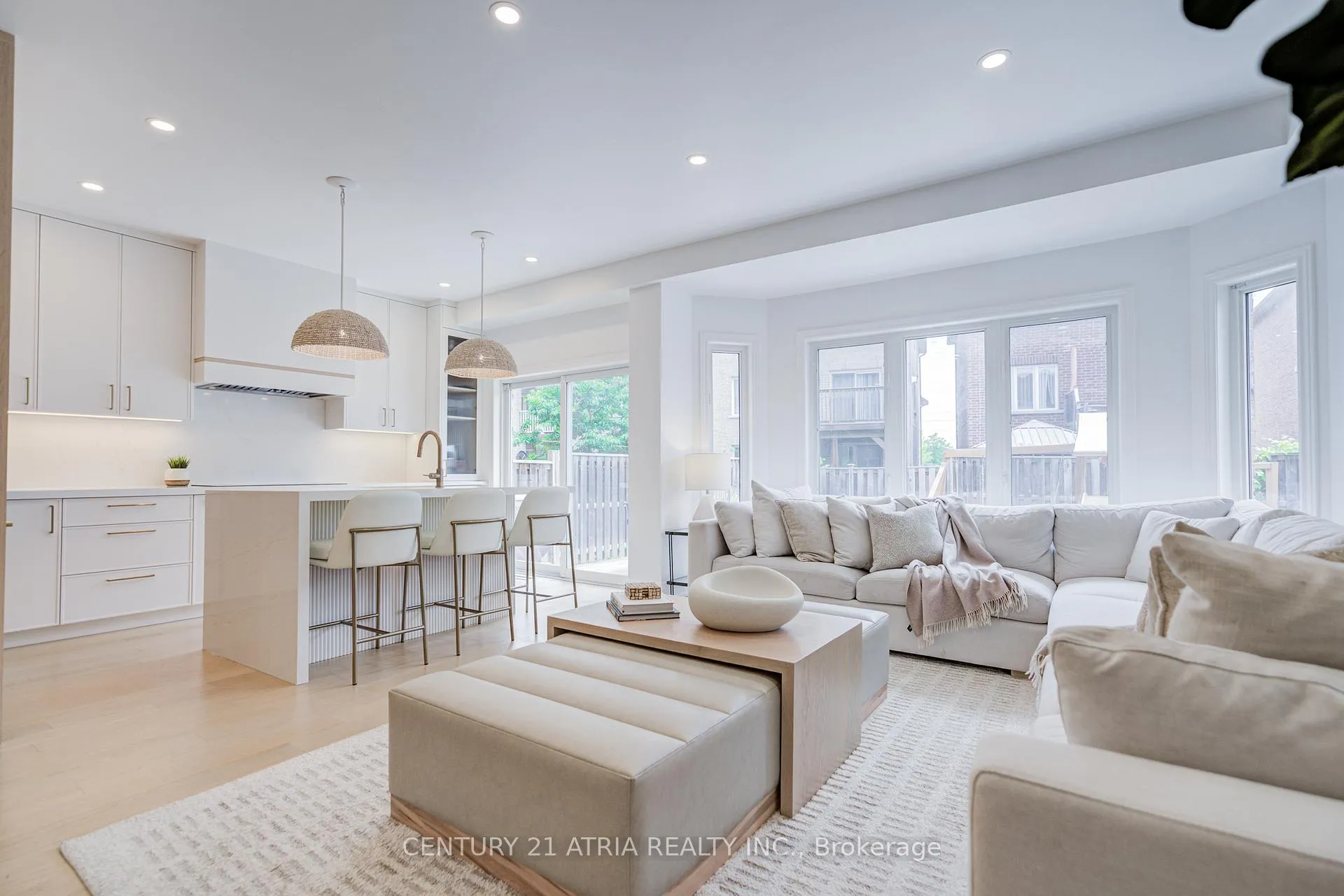 Photo 12 of 15 Asner Avenue, Vaughan, Patterson — HOMEH