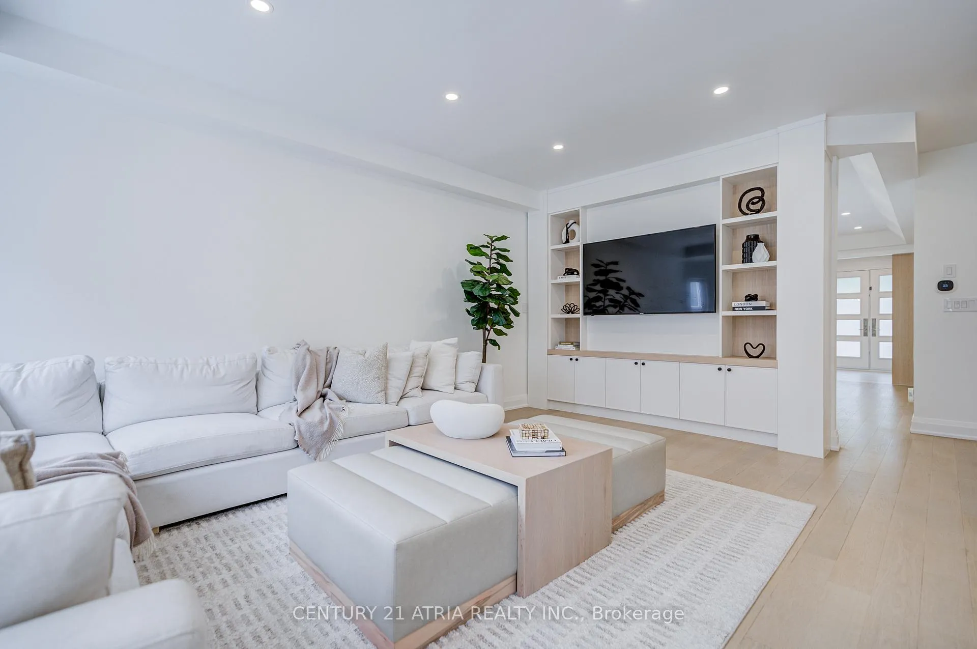 Photo 15 of 15 Asner Avenue, Vaughan, Patterson — HOMEH