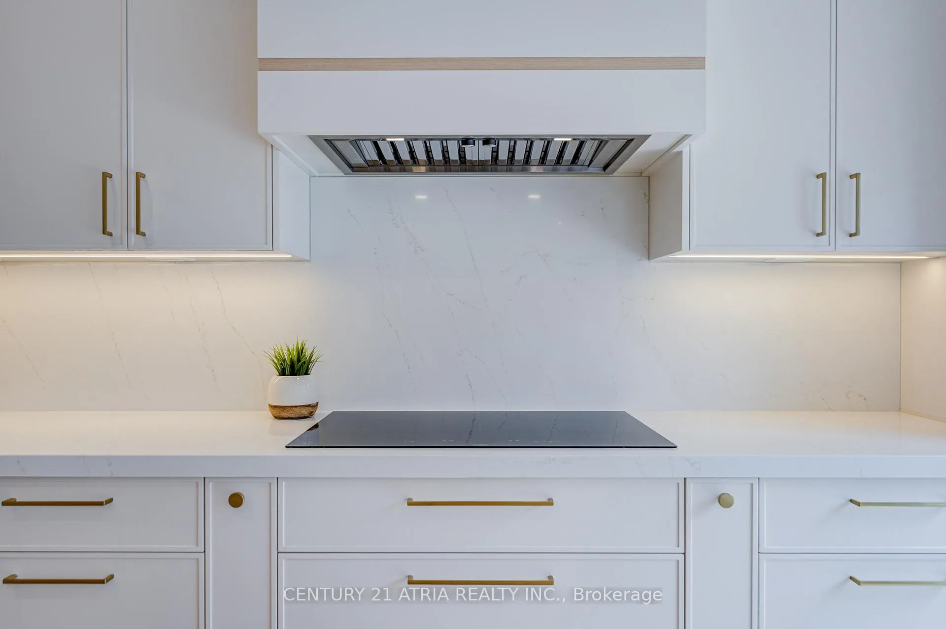 Photo 19 of 15 Asner Avenue, Vaughan, Patterson — HOMEH