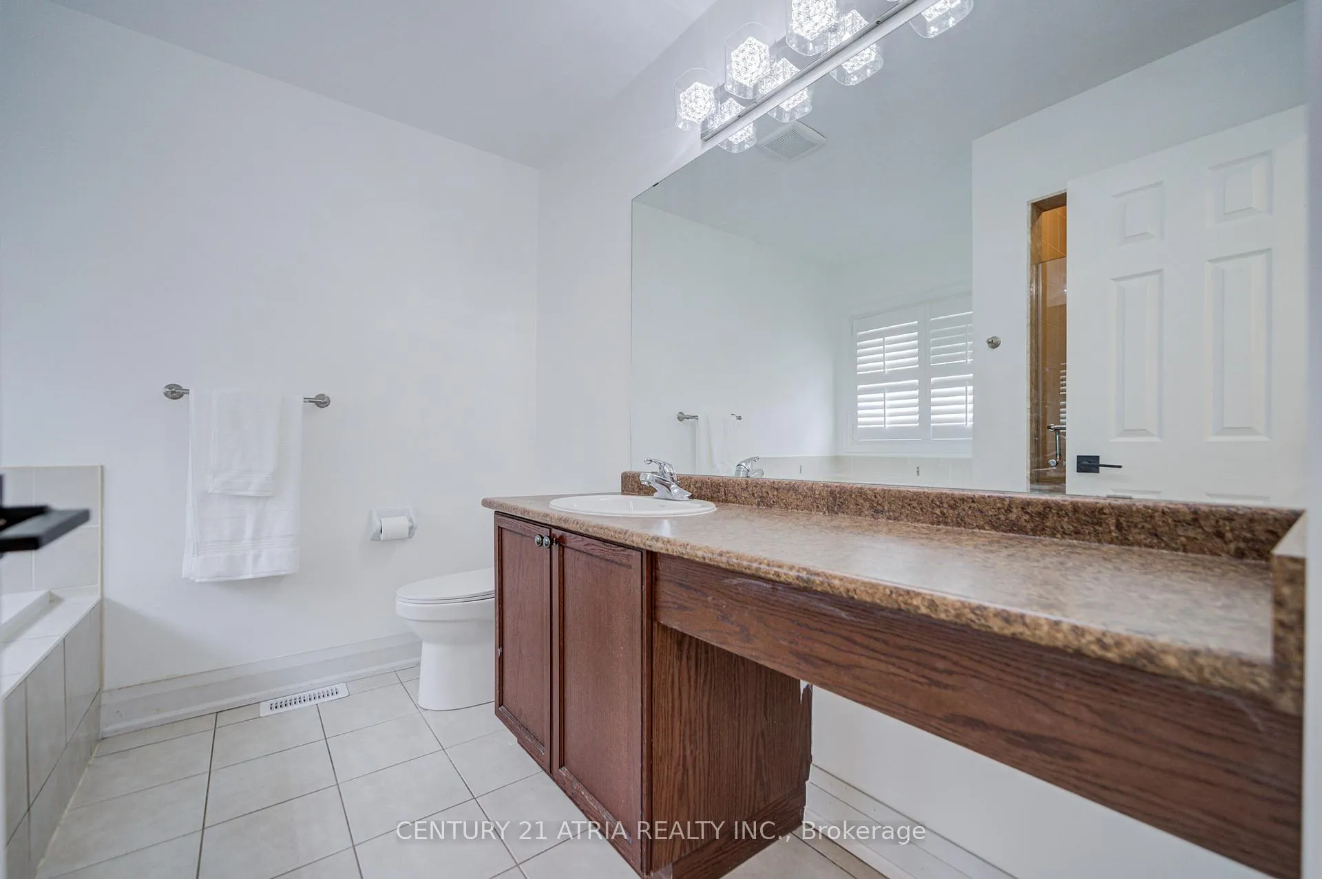 Photo 31 of 15 Asner Avenue, Vaughan, Patterson — HOMEH