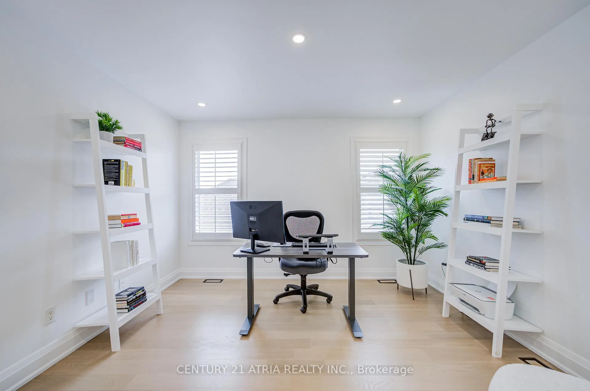 Photo 33 of 15 Asner Avenue, Vaughan, Patterson — HOMEH